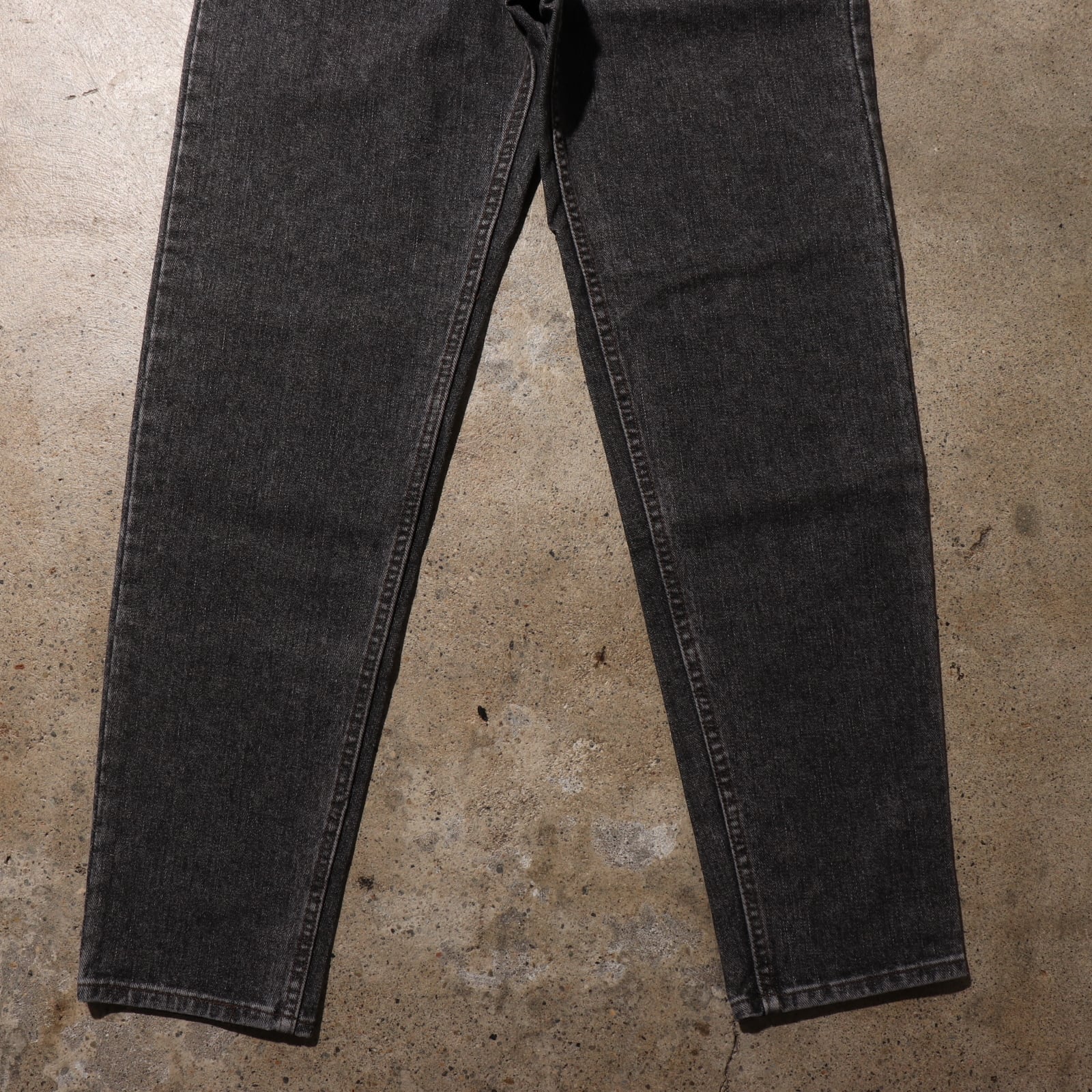 Deadstock 31×32 Levi's 550 先染め USA ブラックデニムパンツ Deadstock 31×32 Levi's 550 先染め USA ブラックデニムパンツ