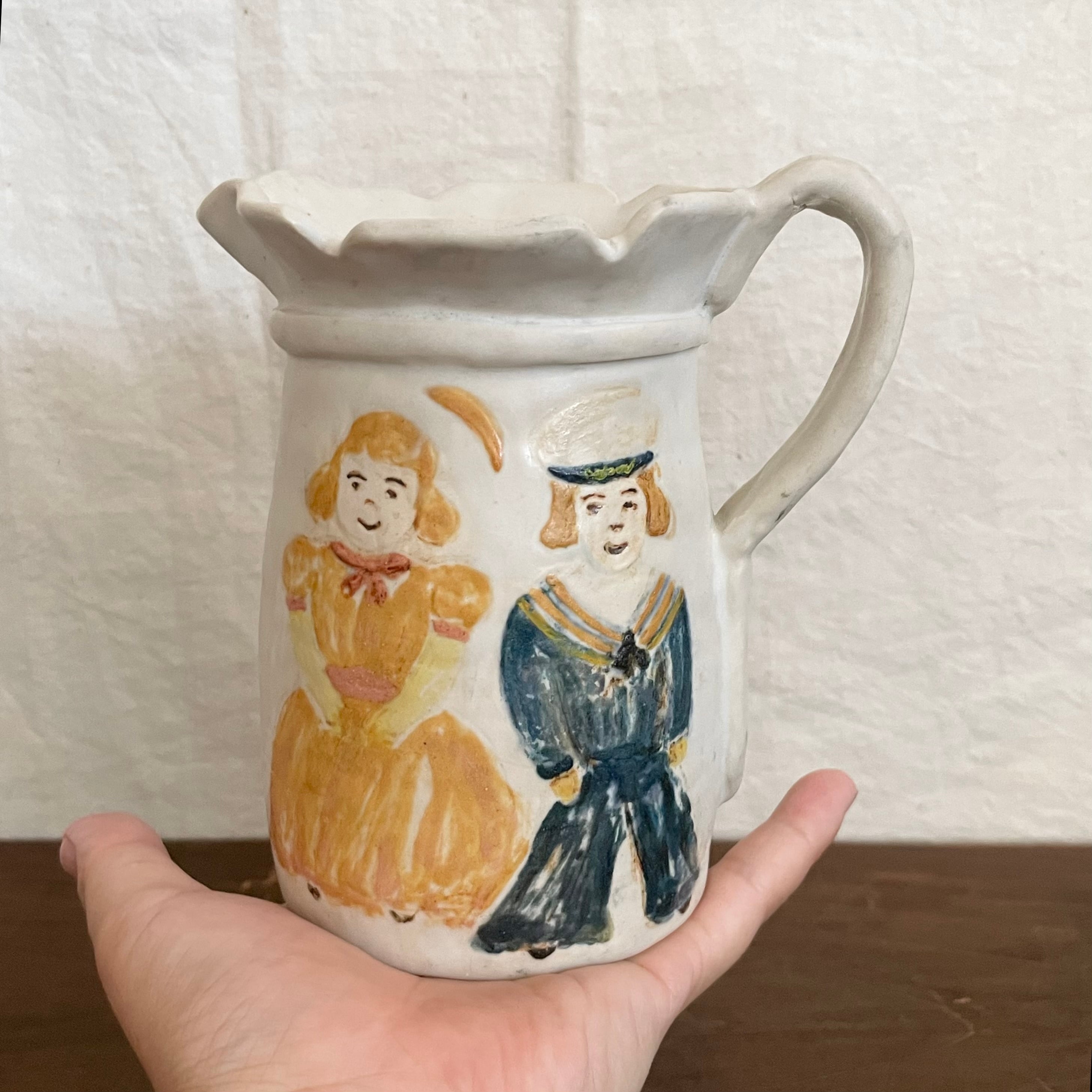 手作り感のあるピッチャー