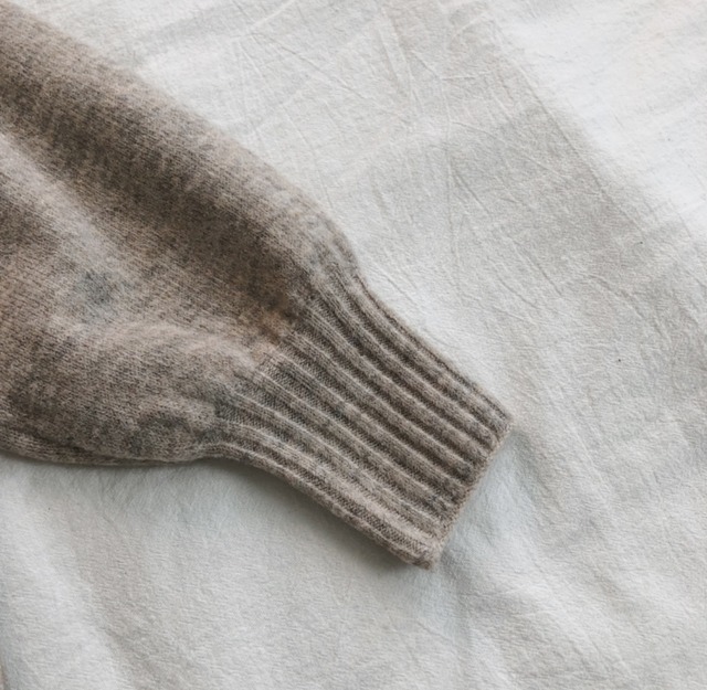 全２色 カーディガン シルク ストレスフリー 木製バックルボタン 無地 シンプル 大人 ゆったり くすみカラー レディース セットアップやパンツドレスなど二次会ドレスに合う海外ファッションサイト Urubei