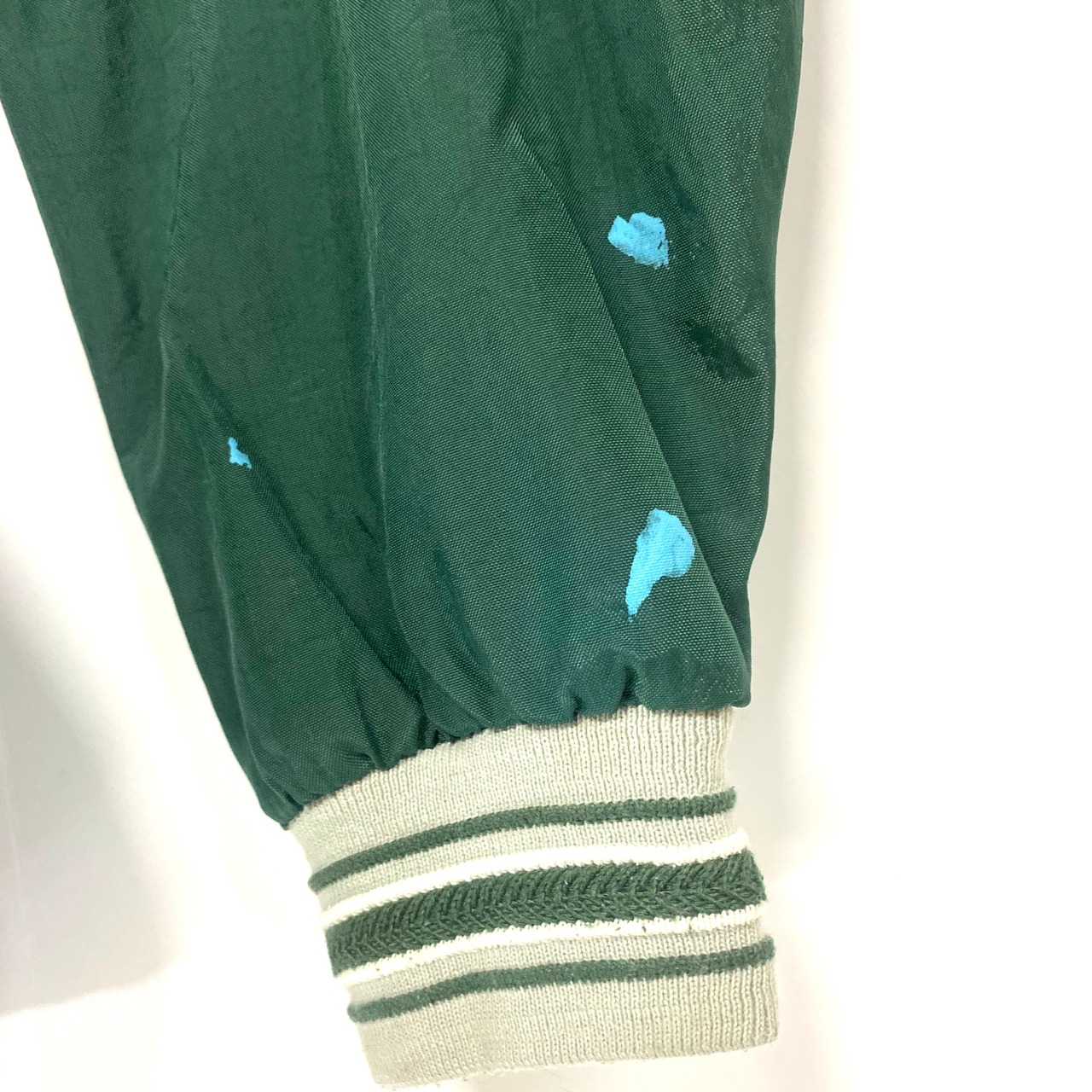 Champion チャンピオン フロントロゴ 刺繍 Vネック ナイロン ウォーム 