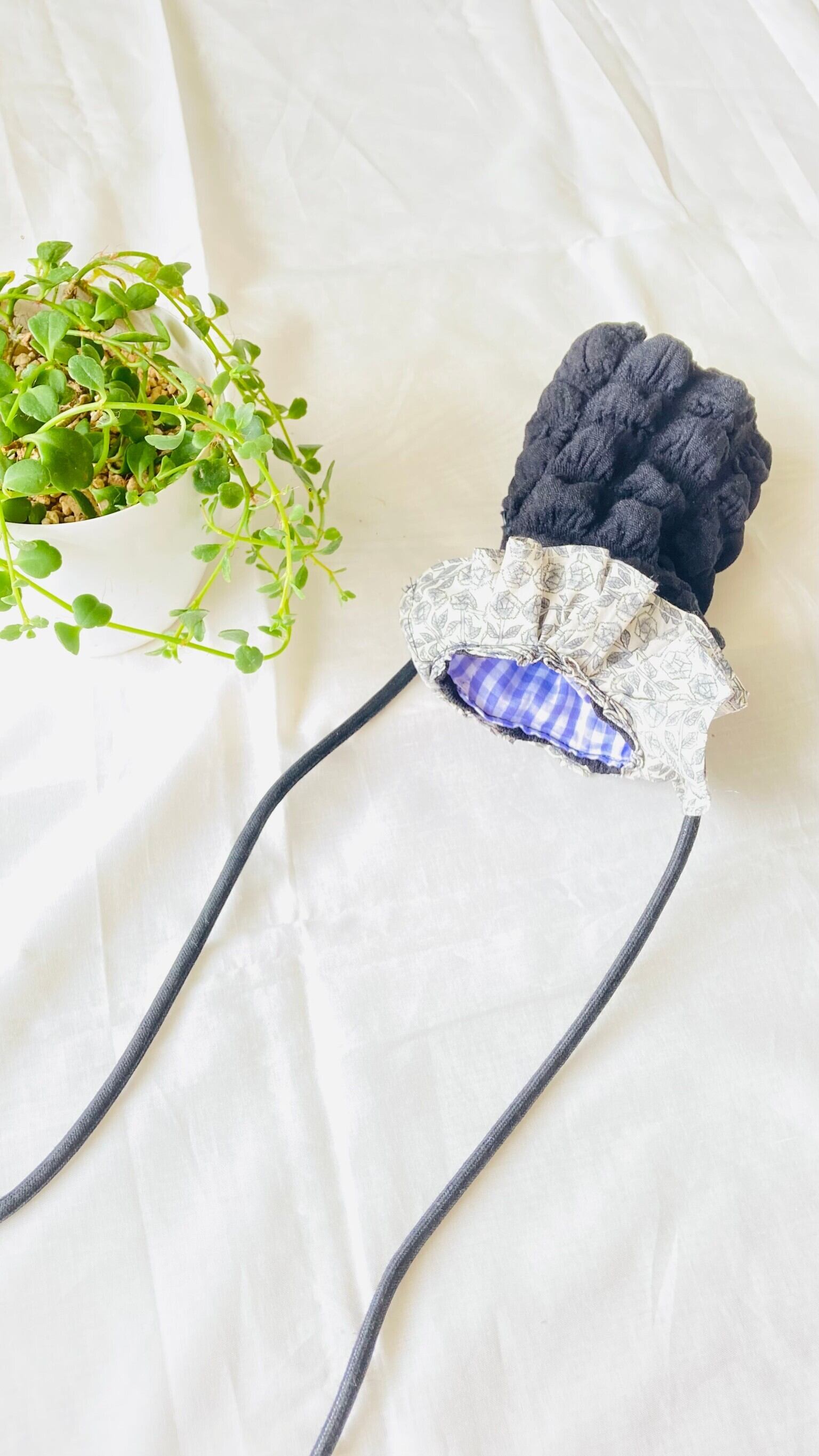 スマホケース ショルダー付きポップコーン生地とリバティ