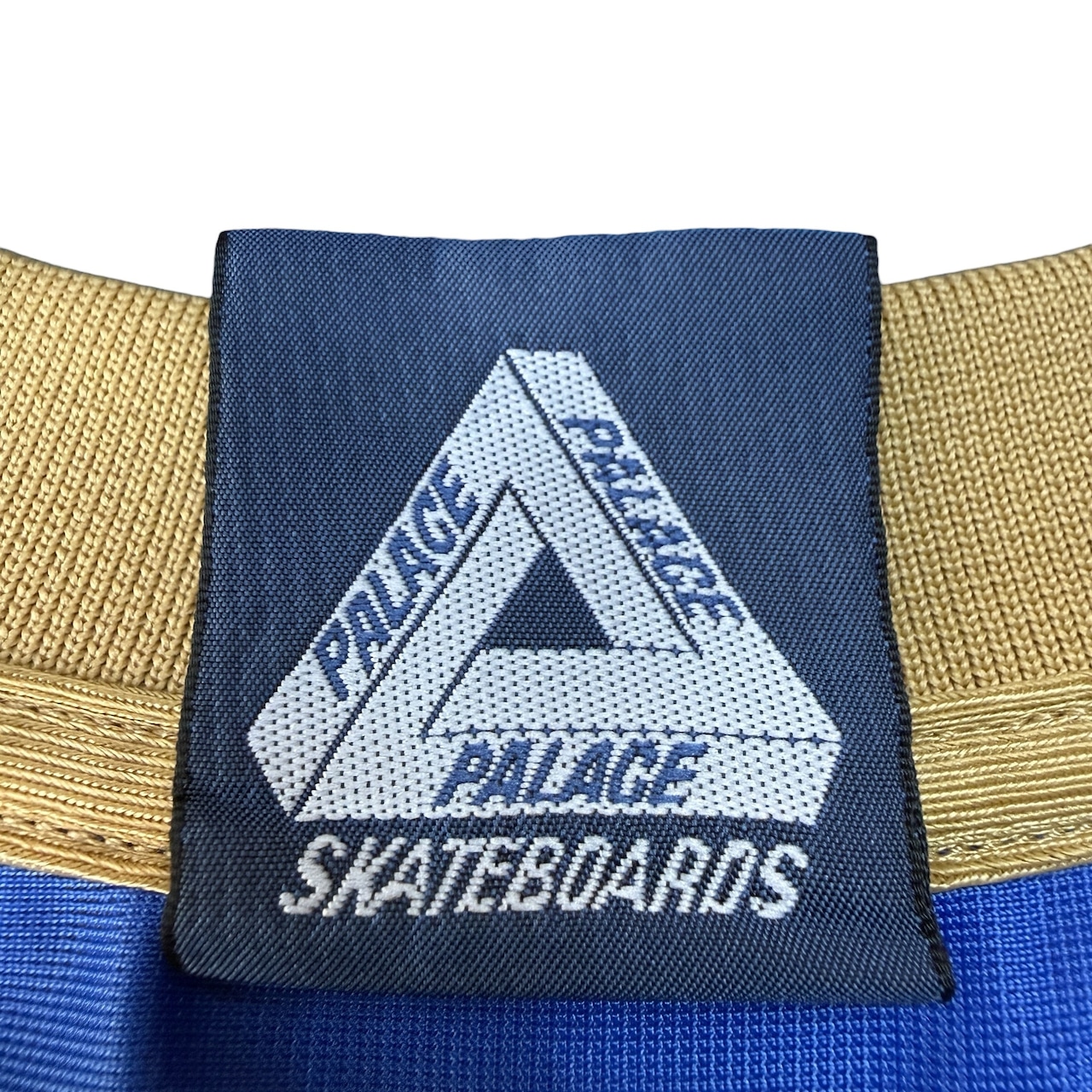 【PALACE SKATEBOARDS】パレス スケートボード MESHY STRIPE JERSEY