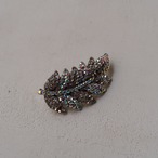 霜柱のブローチ