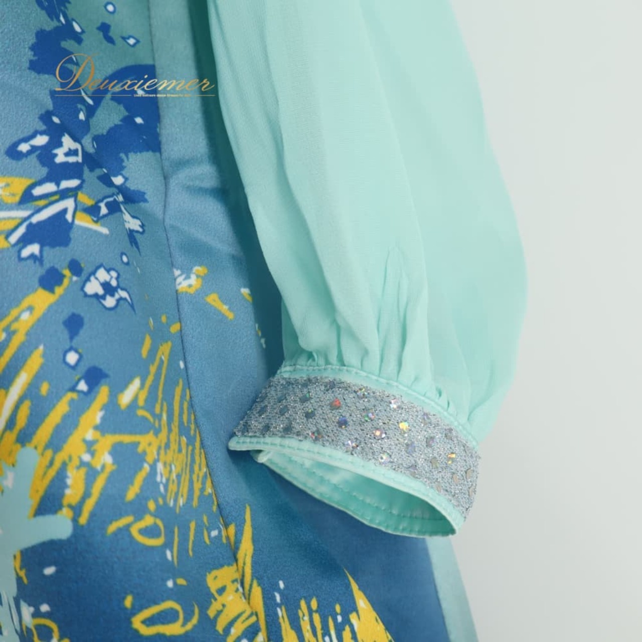 フラダンス 衣装 FANCY DRESS ファンシードレス ワンピース ドレス ブルー系 植物柄 ヤシの木 チュール袖 ハワイアンプリント ハワイアン アロハ フラ ダンス レッスン 練習 長袖 フレアスカート 水色 紺 白 黄 ネイビー系 ホワイト系 イエロー系 華やか さわやか かわいい おしゃれ 上品 大人っぽい