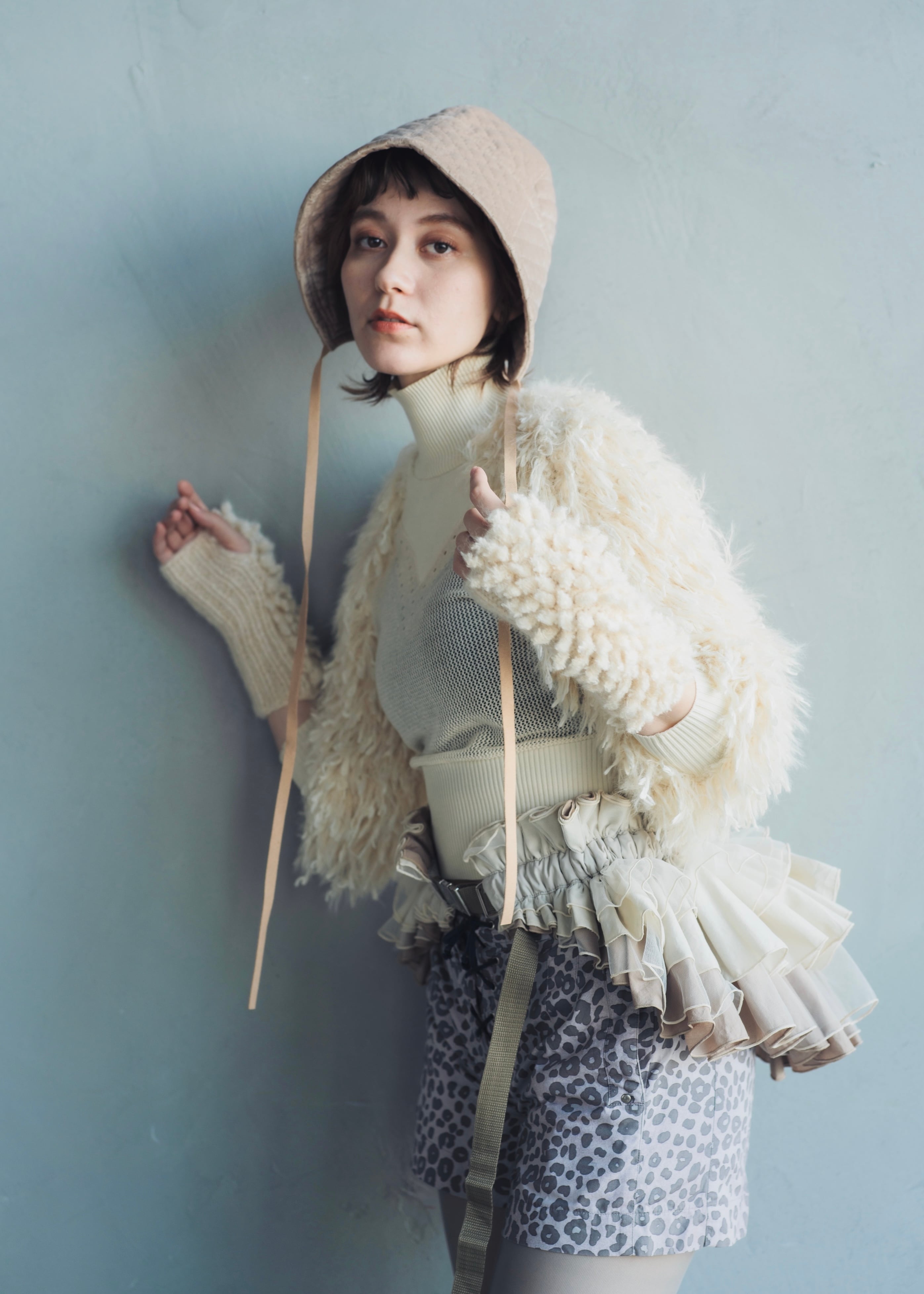 DŌRA MÖRA | Versatile Ruffled Bag - LATTE BEIGE | ORIENT MILLINERY