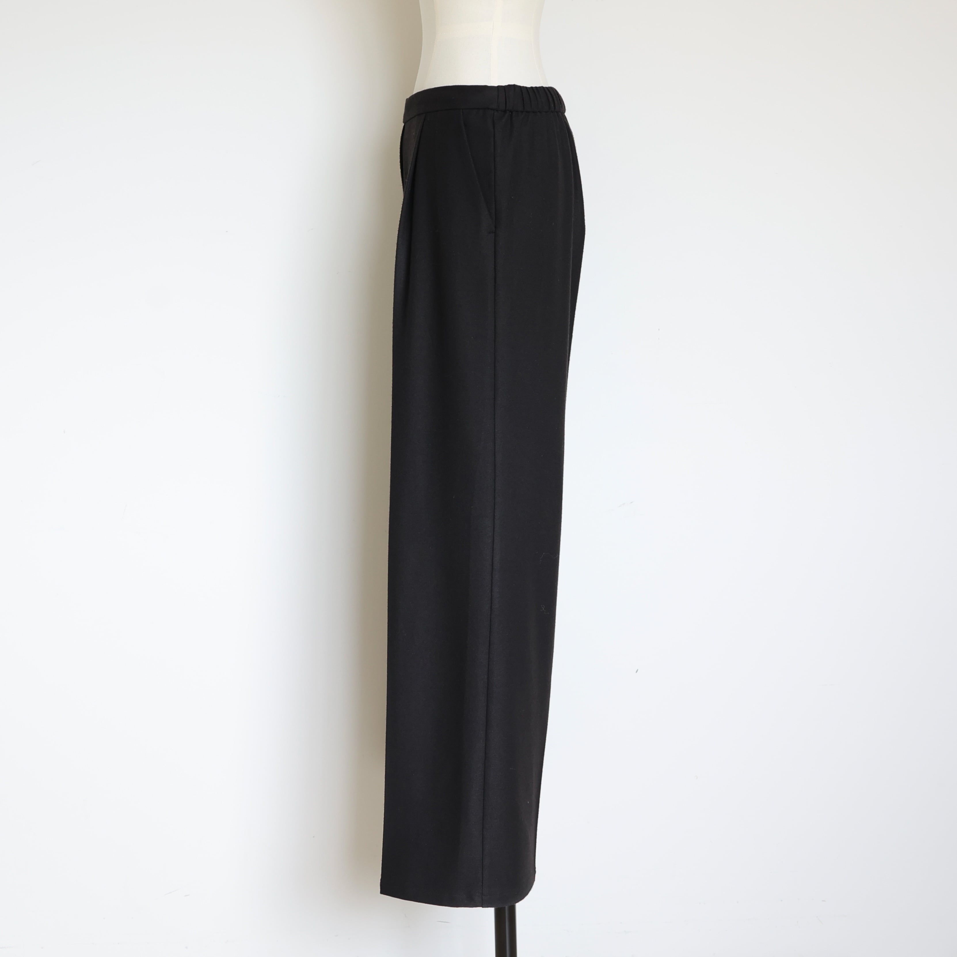 GPB-310a Tuck Straight Slacks | gypsohila