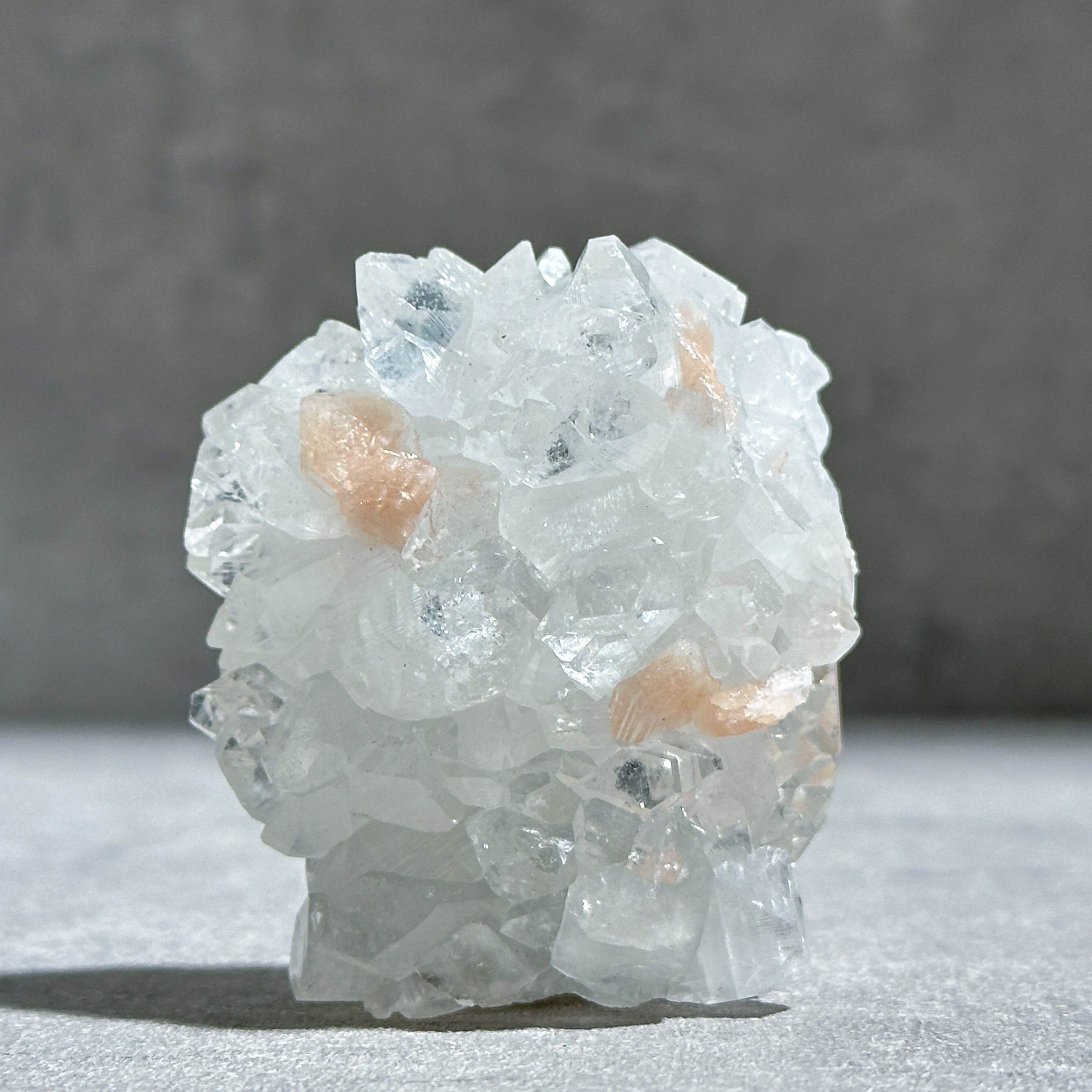 アポフィライト＆スティルバイト原石57◇ Apophyllite & Stilbite