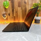 美品・高性能/Lenovo ThinkPad X1 Carbon/LTEモデル/メモリ16GB/SSD1TB/タッチパネル式/ノートパソコン