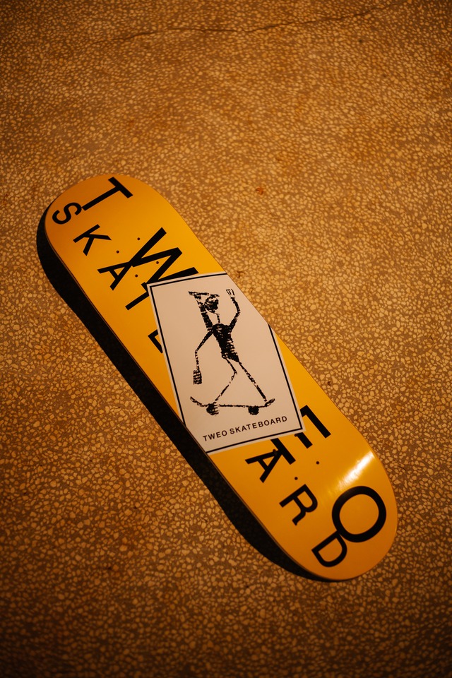 TWEO SKATEBOARD DECK LOGO