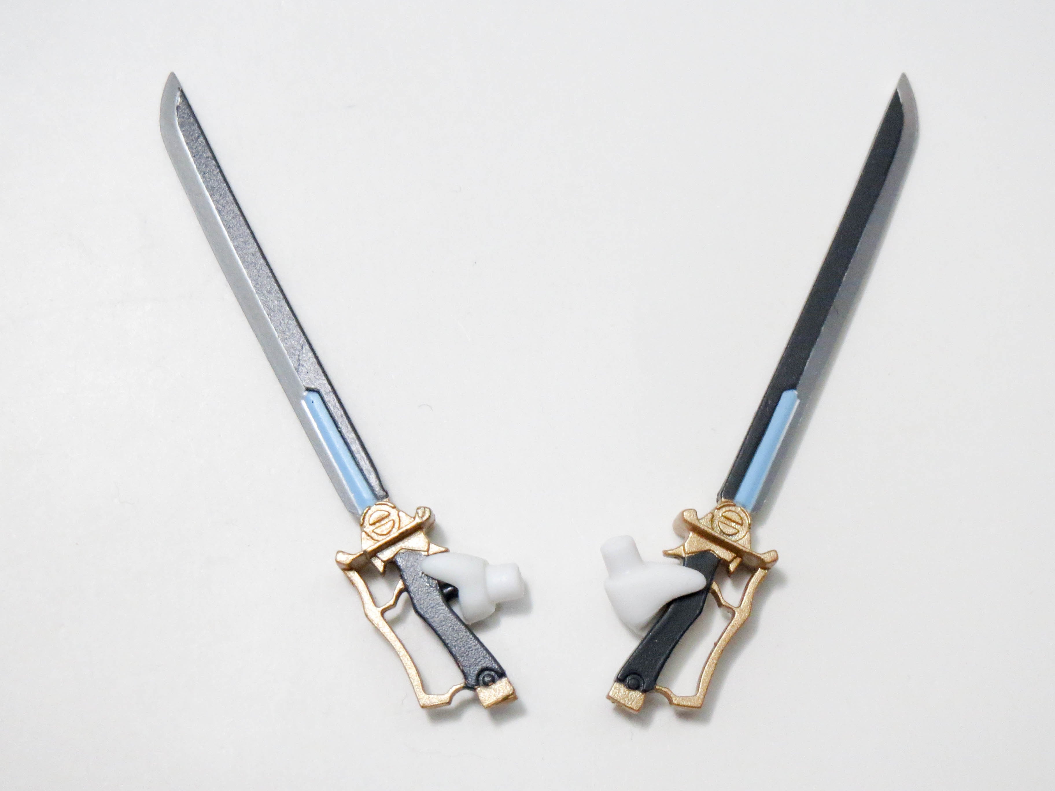 再入荷【209】 美樹さやか 小物パーツ 剣8本 ねんどろいど | ホビー