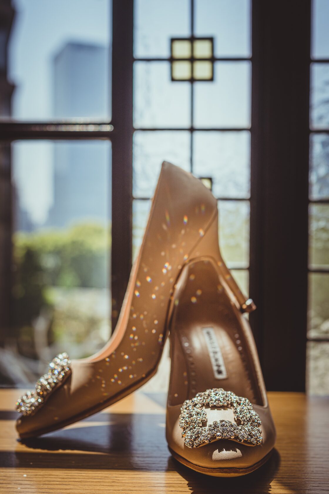 MANOLO BLAHNIK Hangisi 22.5cm / レンタル | Pay ID