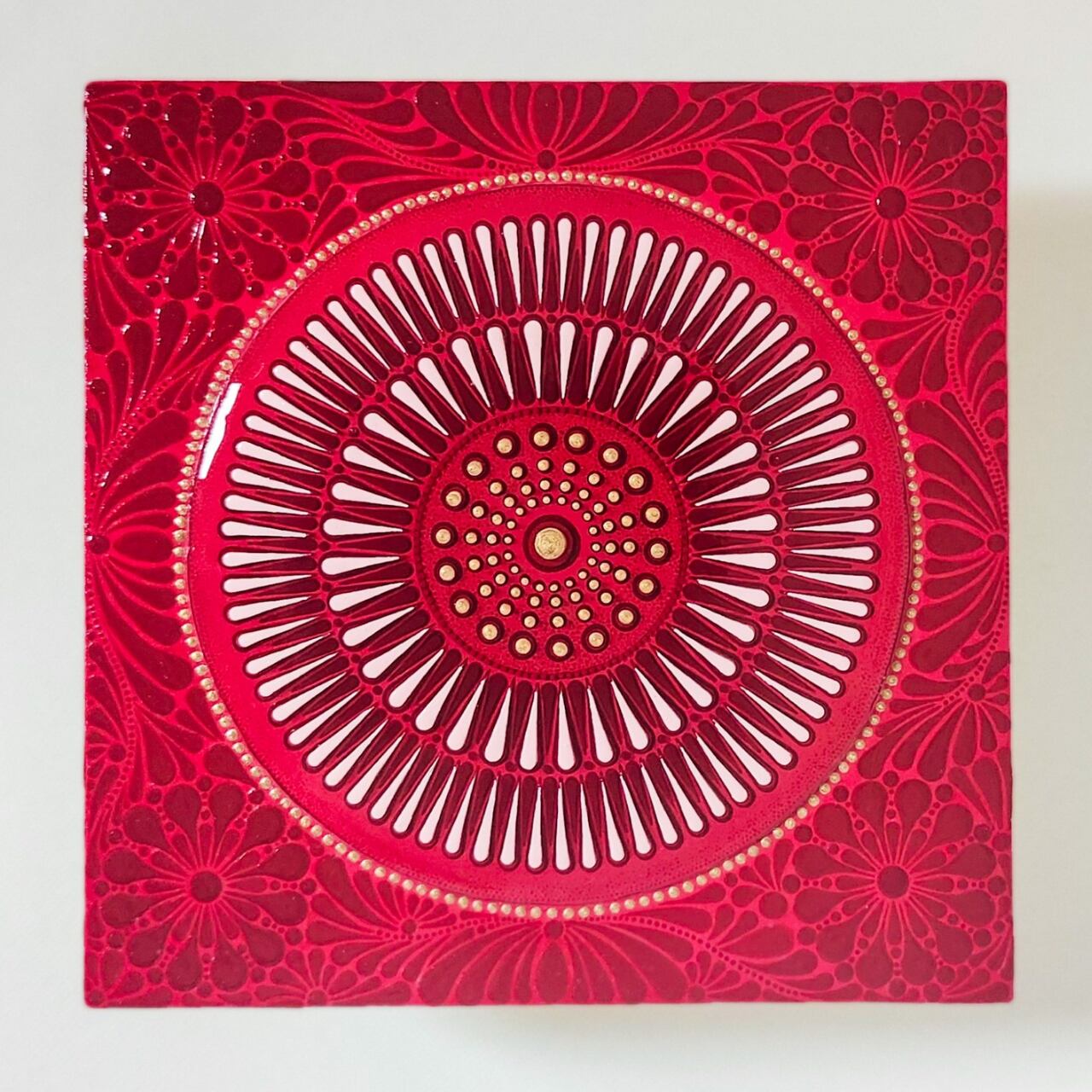 ハンドメイド マンダラアート 壁掛け Amazon.co.jp : 曼荼羅の花の壁の装飾、ライト付きの木製の