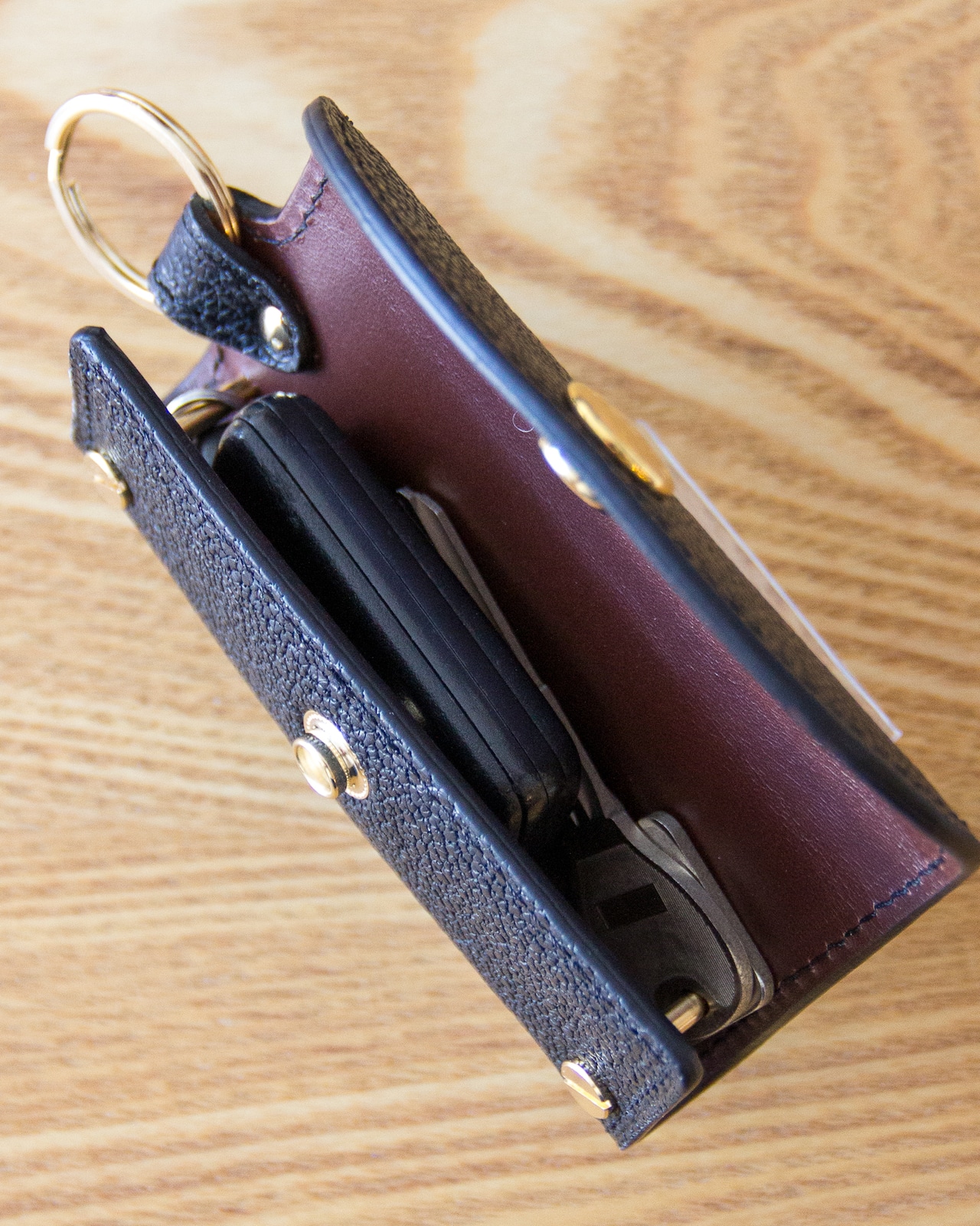 【ヒグマレザーデビュー記念 2/28まで送料無料!】【ヒグマレザー】スマートキーケース|KEETSオリジナルキーポスト/家の鍵も一緒に収納