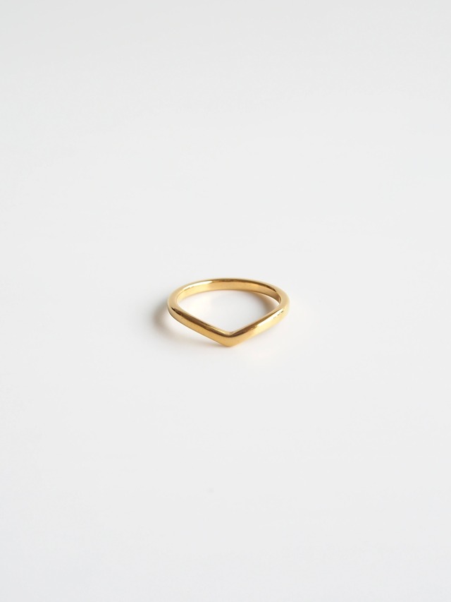 v curve ring【金属アレルギー対応】