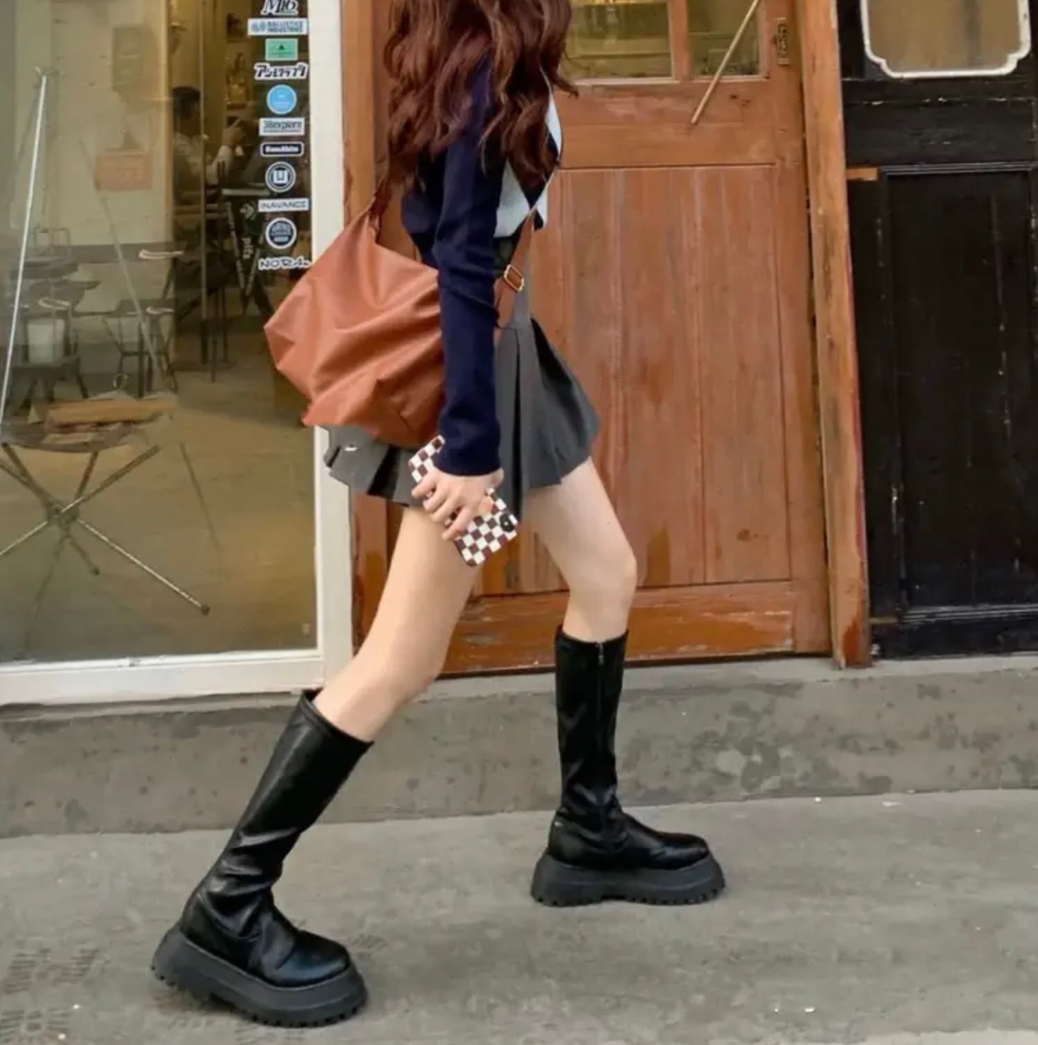 脚長 厚底ブーツ ミドル丈 ロングブーツ Pu レザー シンプル 美脚見え 使い回し抜群 大人女子 辛口 女っぽ Lamitte Deco トレンド 韓国ファッション ショップ Base店