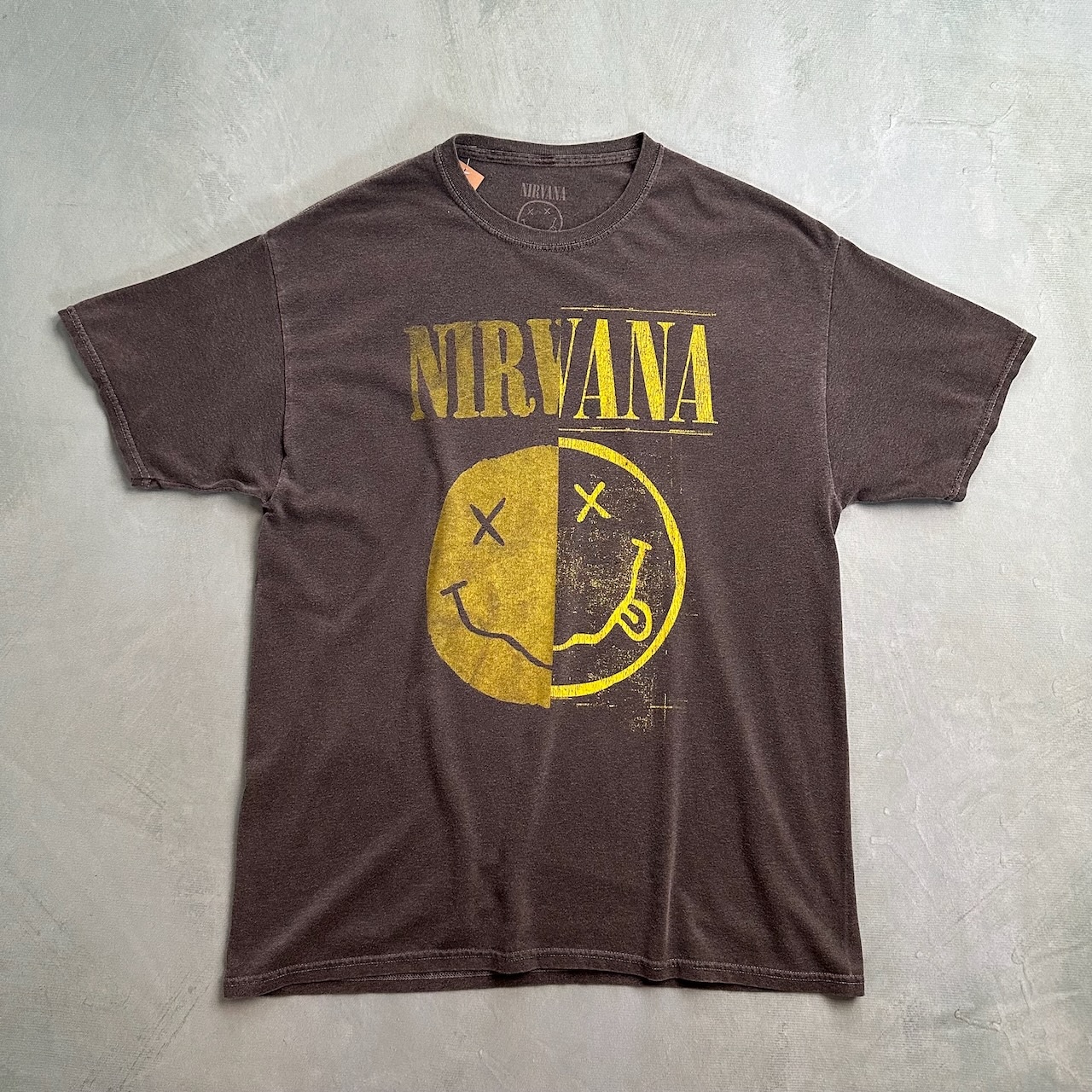 NIRVANA ニルヴァーナ スマイル バンドTシャツ チャコール XL 古着