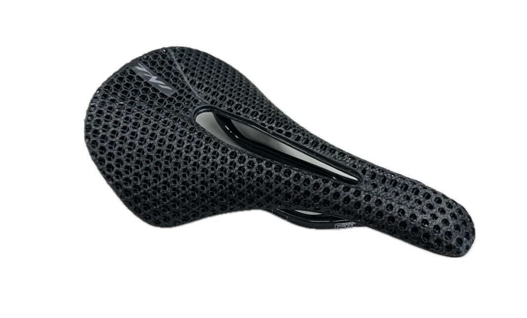 フィジーク fizik アルゴ テンポ ARGO TEMPO R1カーボンレール fizi:k（フィジーク）ARGO VENTO R1 カーボンレール （アルゴ