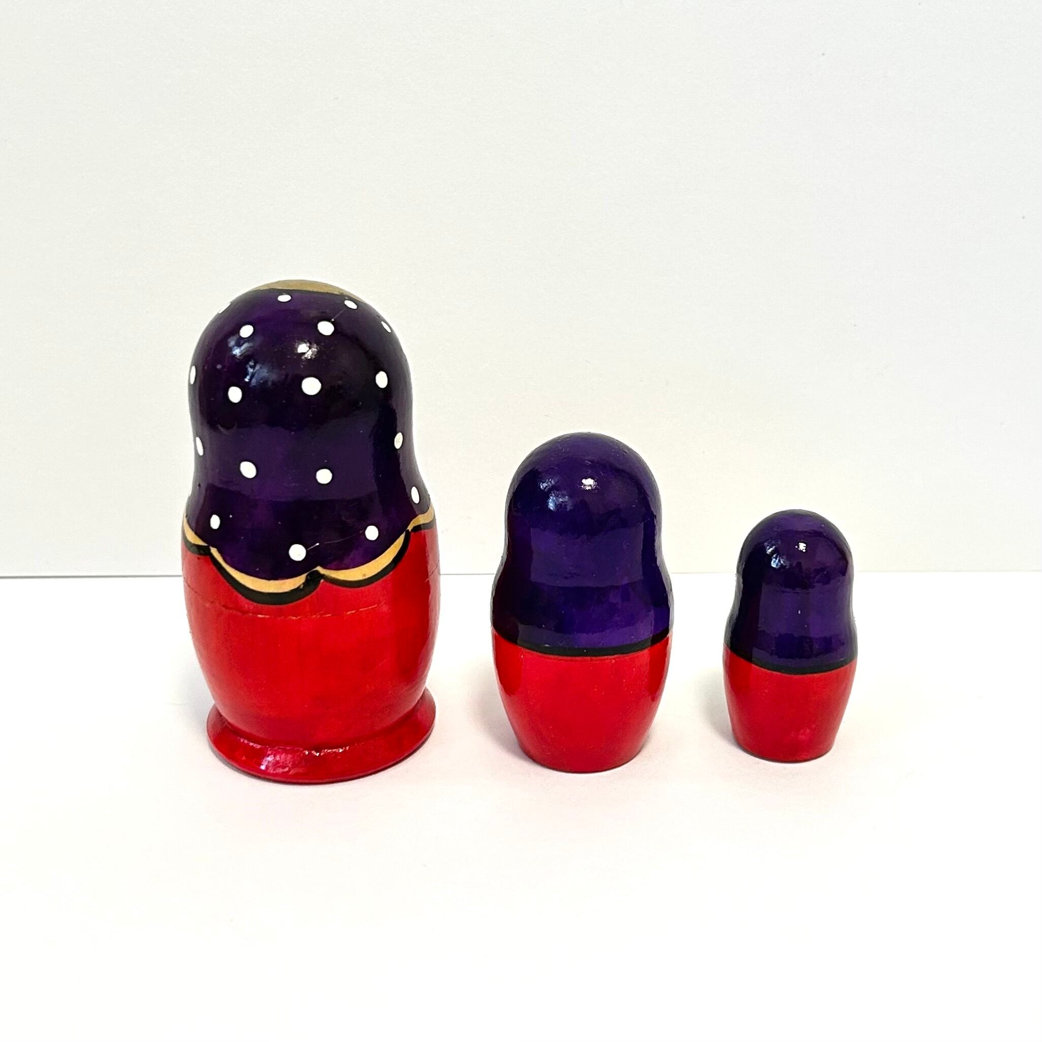 ビテージ いちご マトリョーシカ 9.5cm 3ピース B ロシア製 マイダン