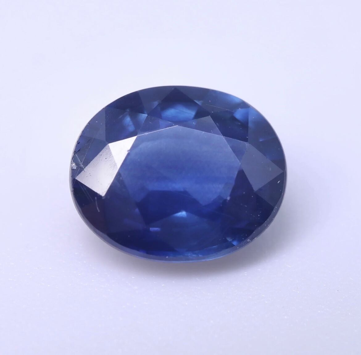 天然サファイア3.015ct つらく