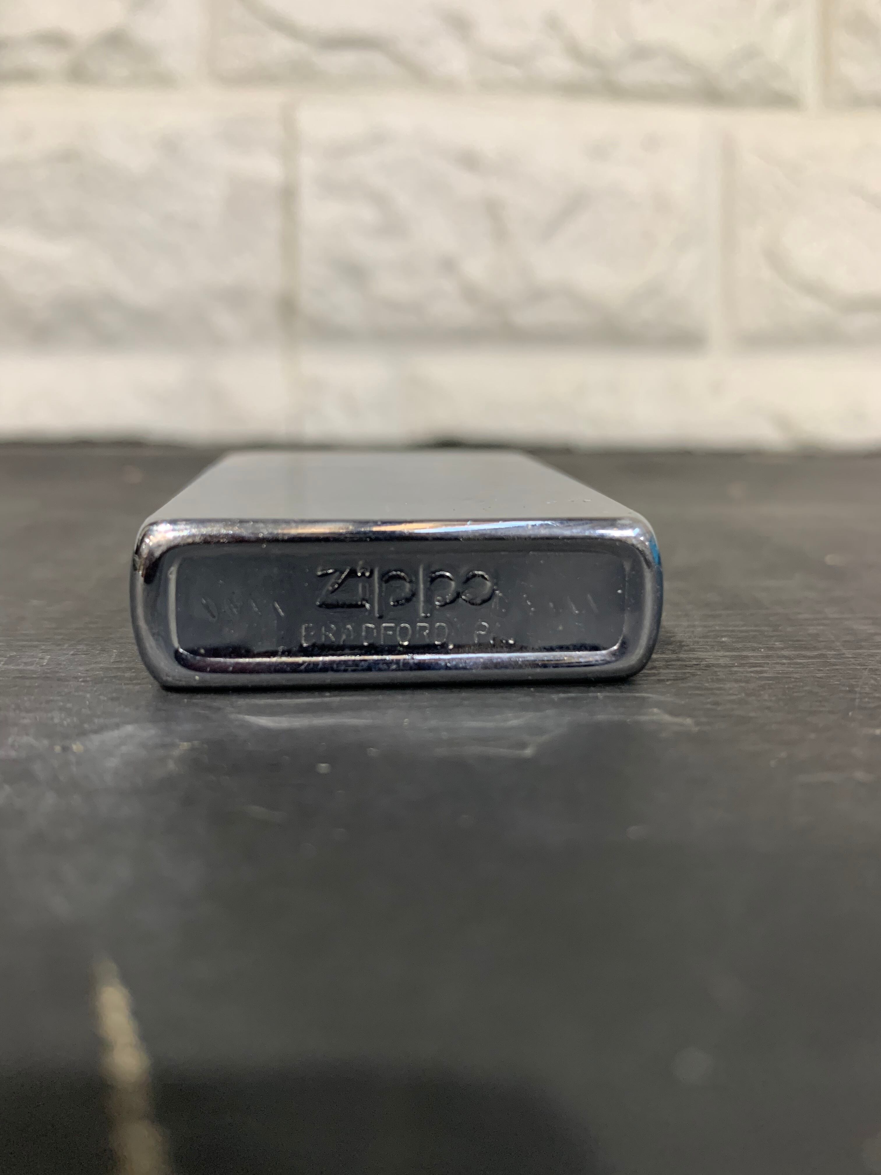 1982年製 デカスラ イタリック ヴィンテージ ZIPPO | Choose Clothes
