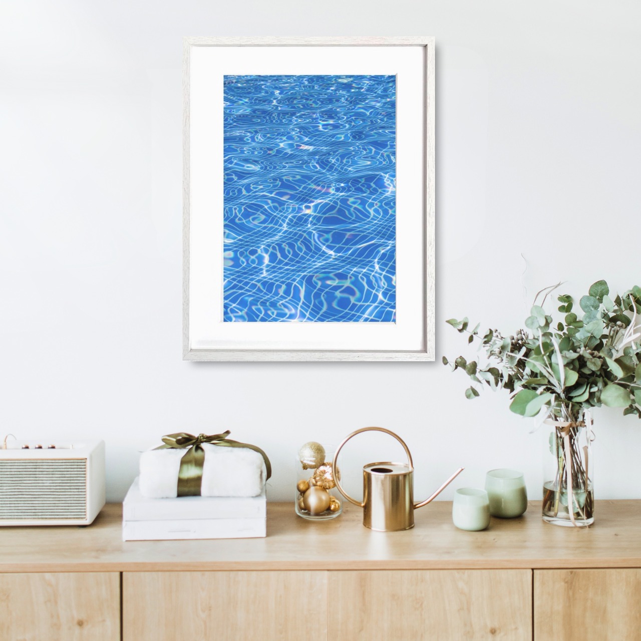 summer time｜夏の水面アートポスター｜揺らぐ青と光の反射が癒しを届ける清涼デザイン｜涼感インテリアに最適｜A2ポスター