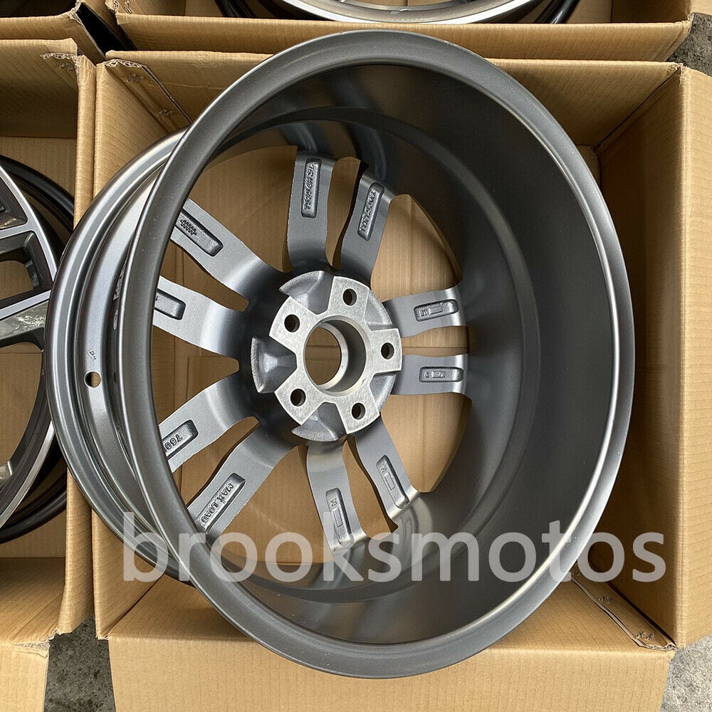 18インチ S ラインスタイル ホイール アウディ A3 18X7.5 オフセット