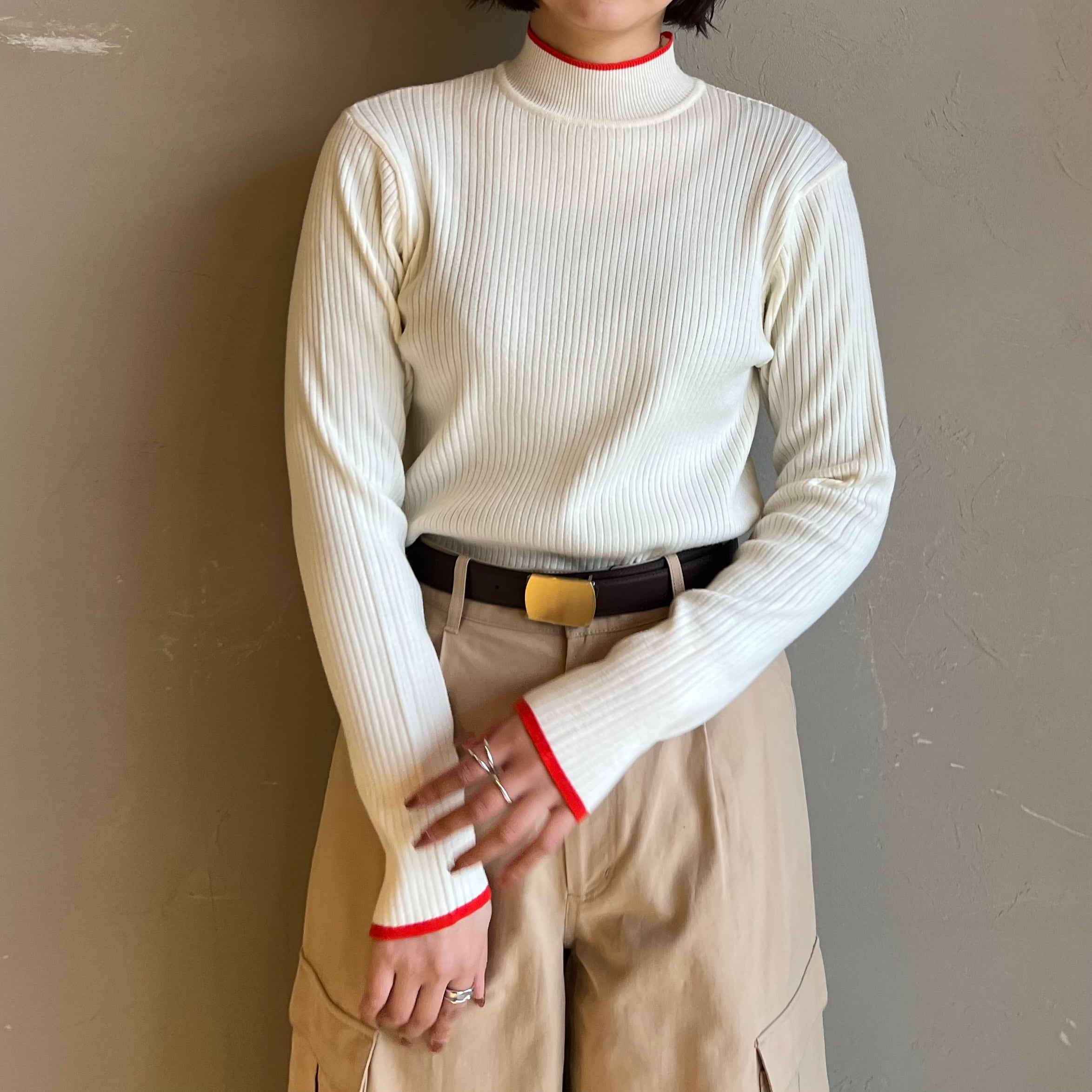 【 CLOCHE 】 配色ハイネックリブニット