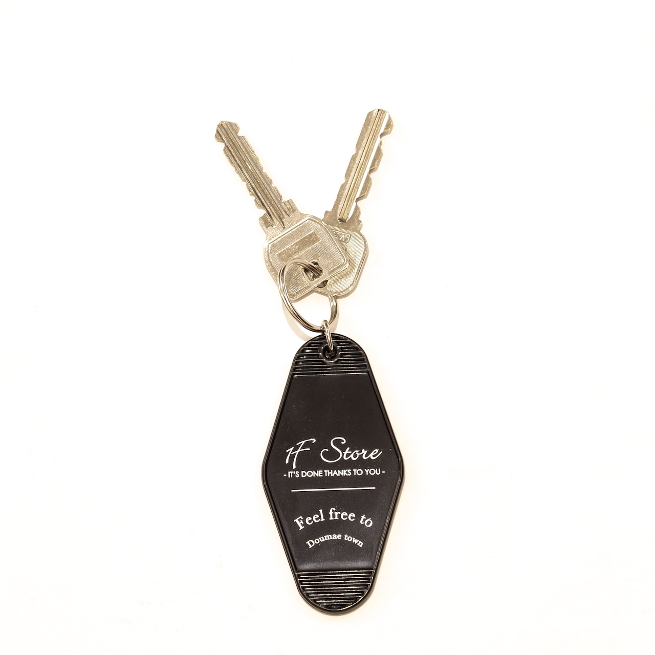 one f KEYTAG "Black & White"