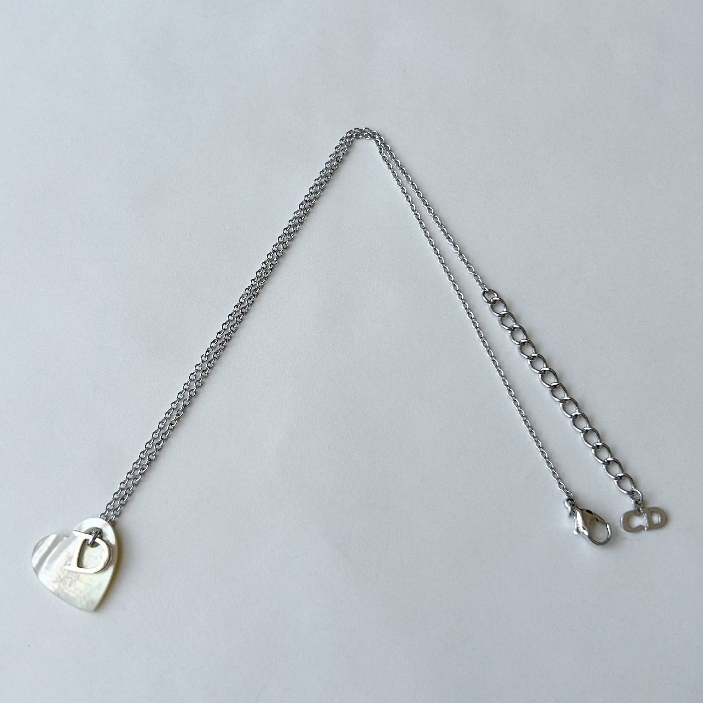 NChristian Dior heart shell necklace/クリスチャンディオール