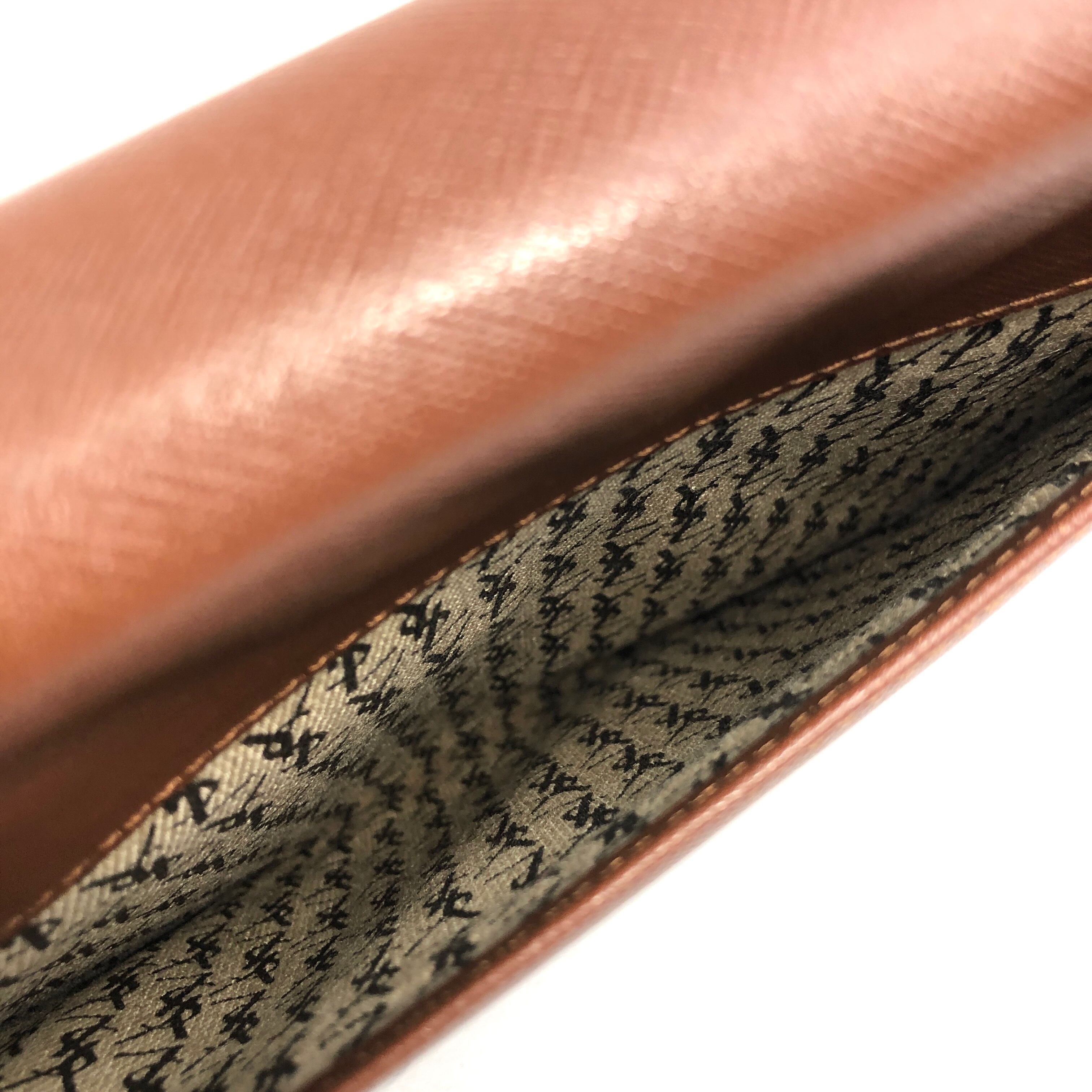 希少 YVESSAINTLAURENT イヴサンローラン ヴィンテージ 型押しレザー ワンショルダーバッグ オレンジ/シルバー T11-k005 c6318b9dafa11c3b3e3b4cbba75a67