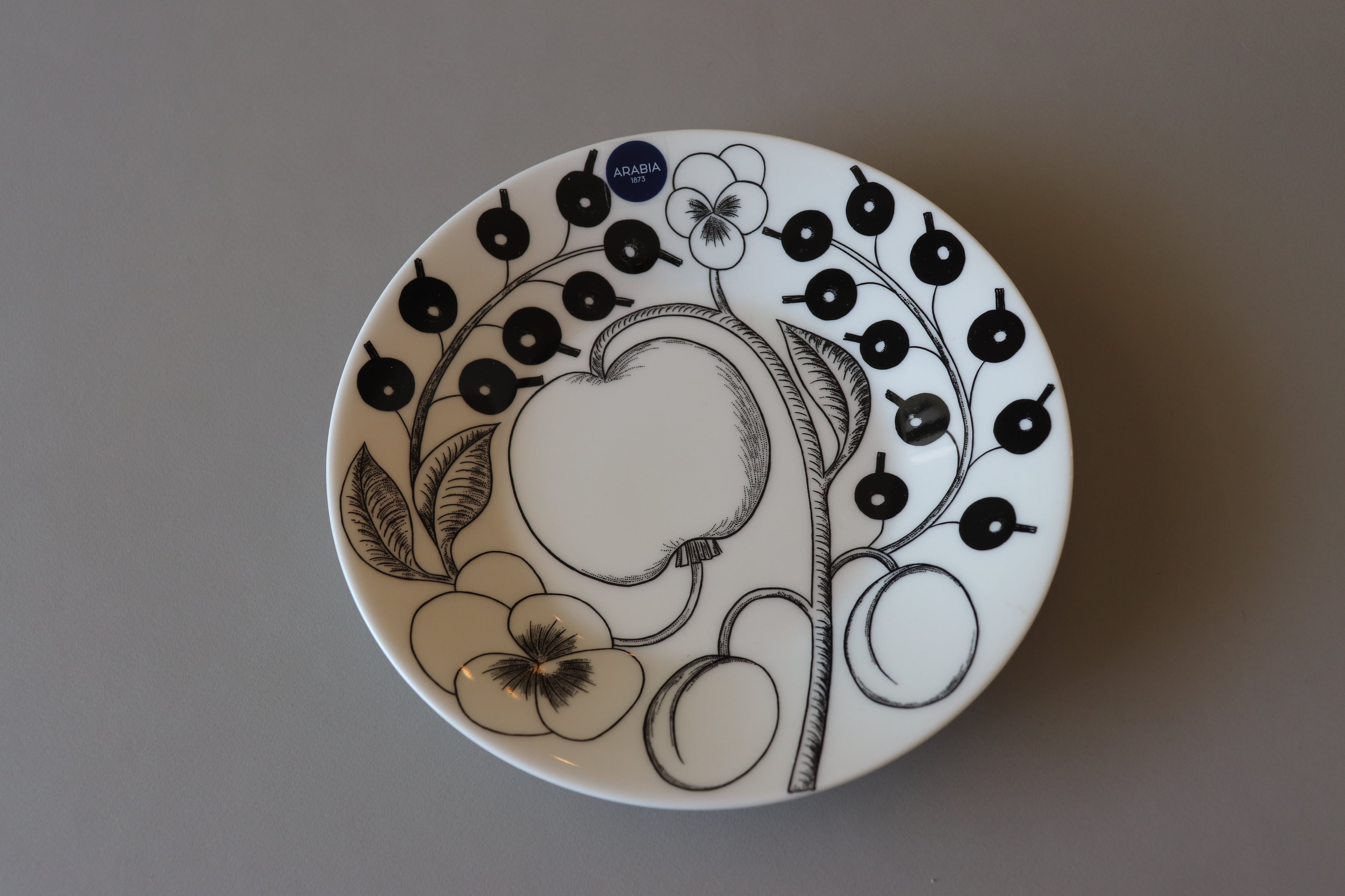 ARABIA/アラビア パラティッシ ティーカップ＆ソーサー ブラック