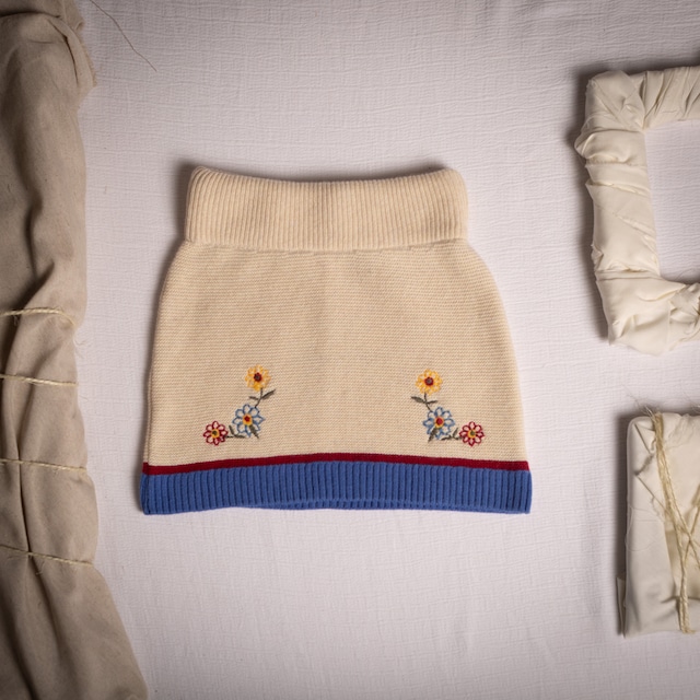 Birinit Petit / Ivory embroidered skirt