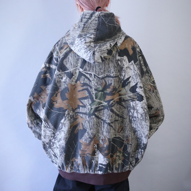 real tree camouflage over silhouette zip-up hoodie jacket