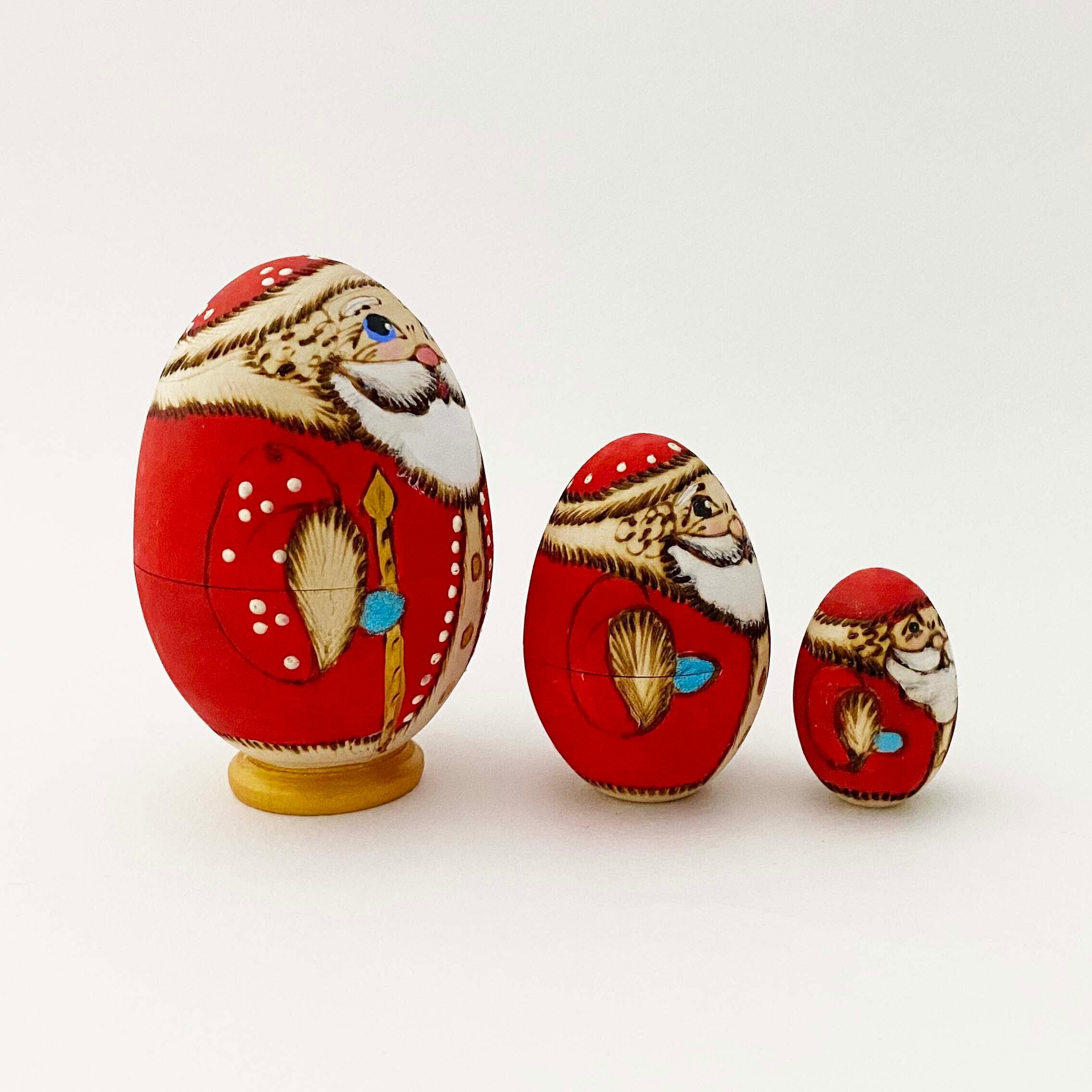 サンタ 焼ごて描彩マトリョーシカ(卵型3個組)