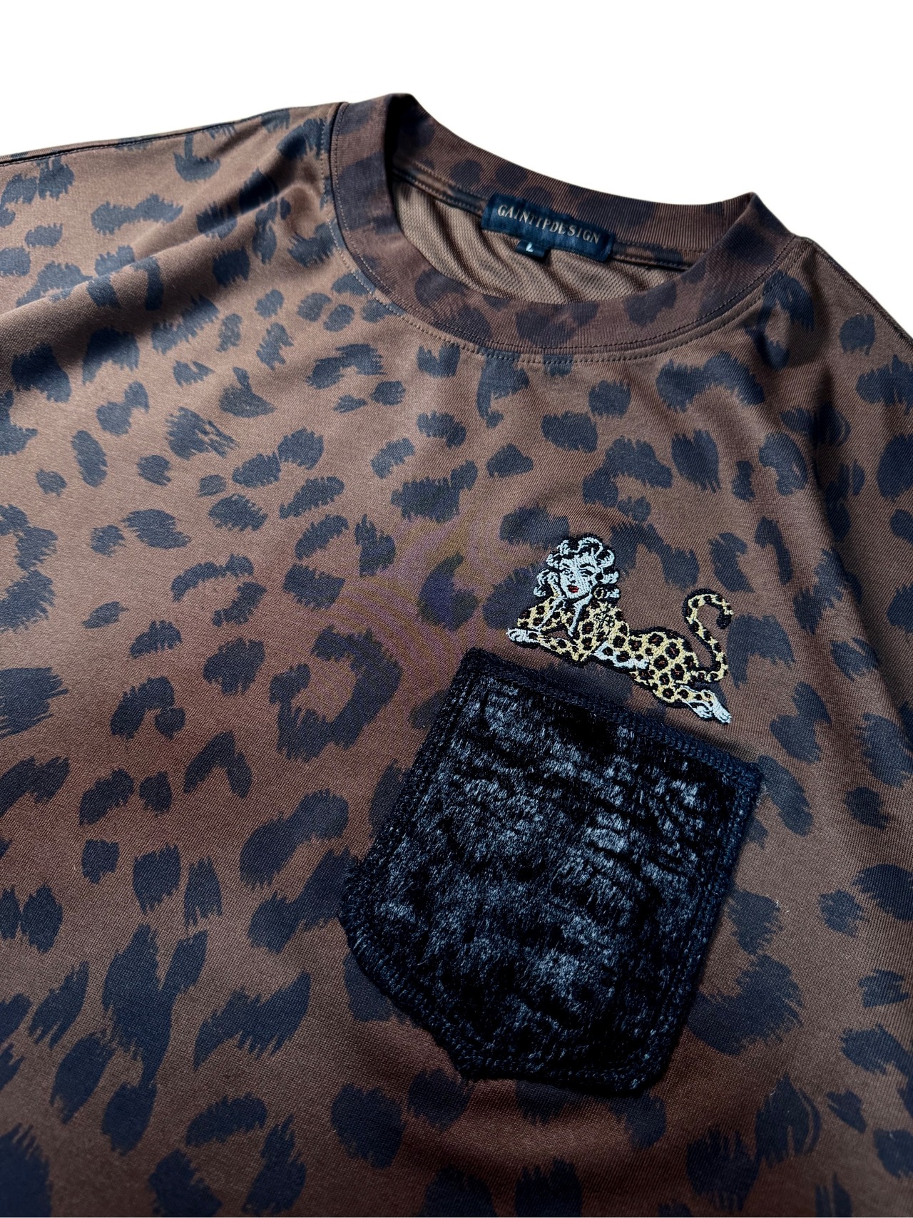 Leopard Pin-Up Tee