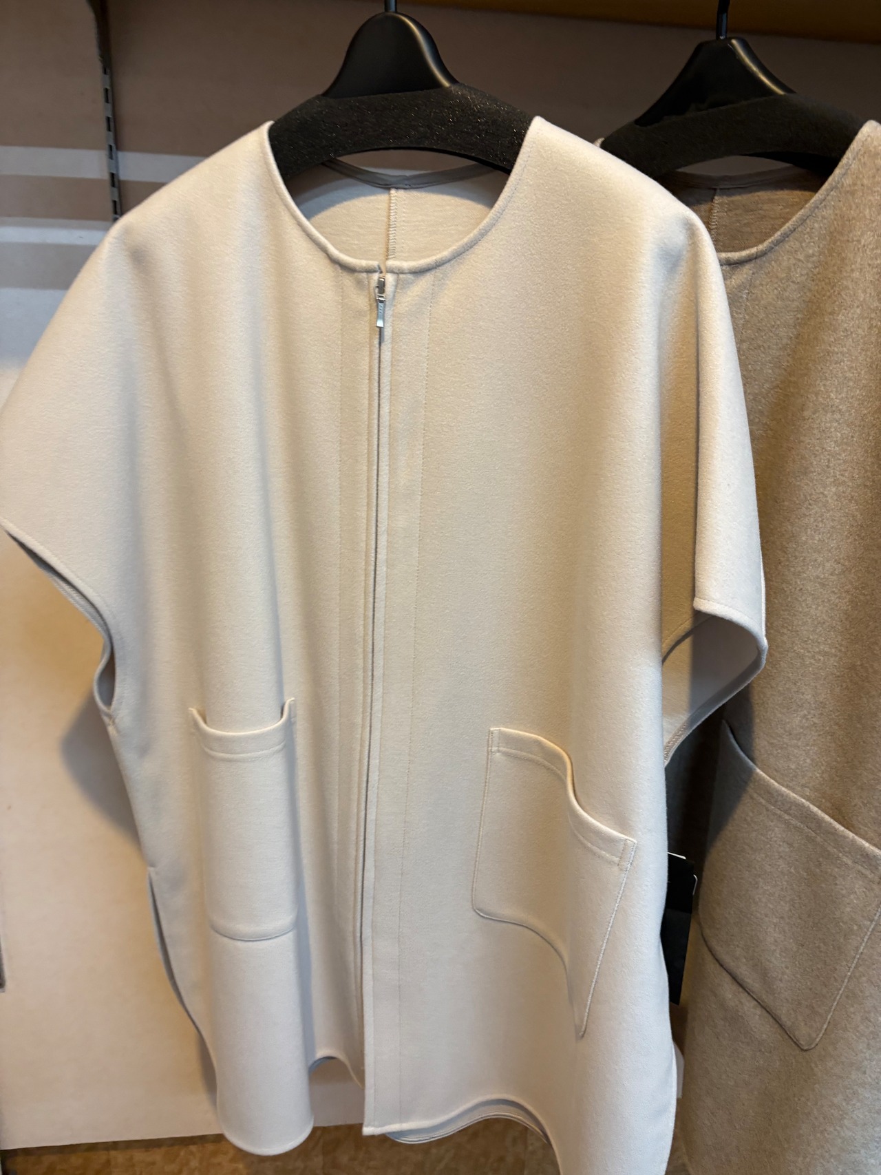 maxblue ウールライクポンチョ　514007-12