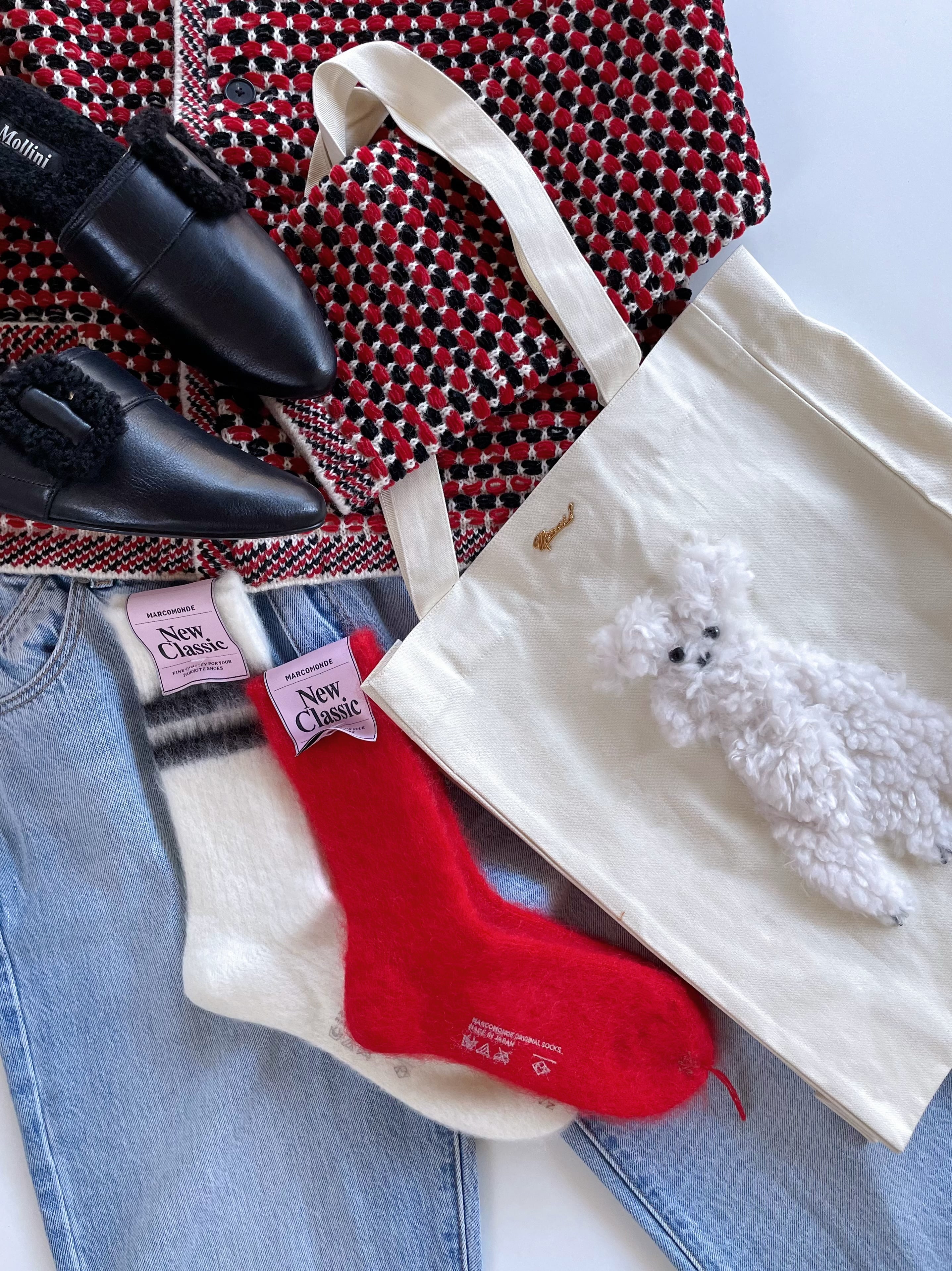 新品 定価約5万円 MUVEIL(ミュベール) シュナウザー セーター 新品 定価約5万円 MUVEIL(ミュベール) シュナウザー セーター