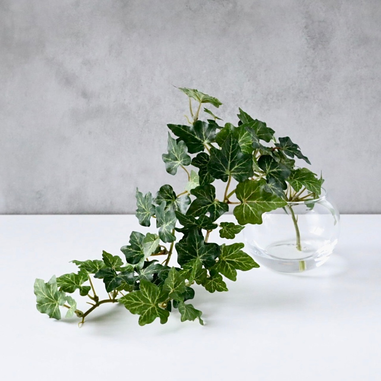 アイビー フェイクグリーン 人工観葉植物 卓上インテリア ガラス花瓶 水やり不要 つる植物 室内 ギフト