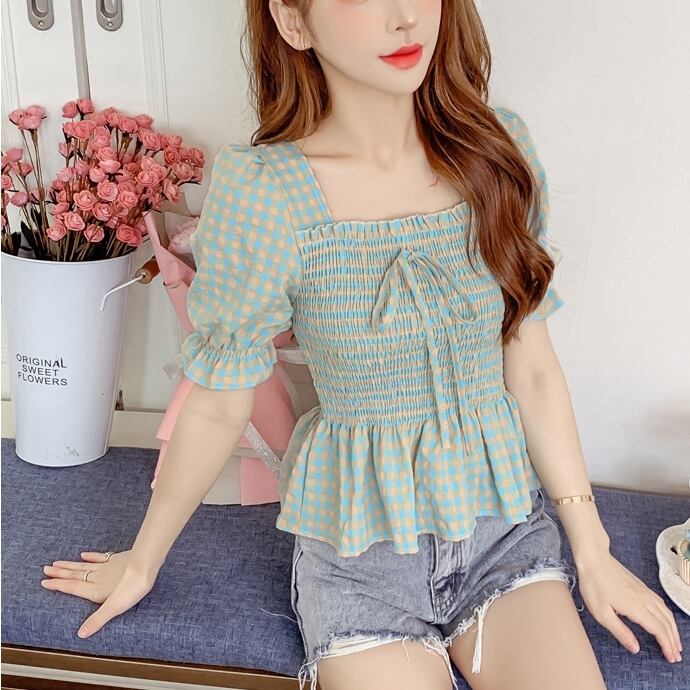 トップス レディース ブラウス シャツ 3色 レース S M L XL 2XL 大きいサイズ バックコンシャス グリーン ブルー イエローシアー ギンガムチェック ペンタゴンネック ペプラム半袖 五分袖 無地 パフスリーブ リボン フリル 華奢見え シンプル ガーリー きれいめ カジュアル フェミニン エレガント 上品 大人可愛い おしゃれ 普段使い デート お出かけ 女子会 休日 旅行 お呼ばれ 通勤 通学 着まわし 韓国系 ファッション コーデ スタイル モテ サイズ展開豊富 春 夏 秋 送料無料