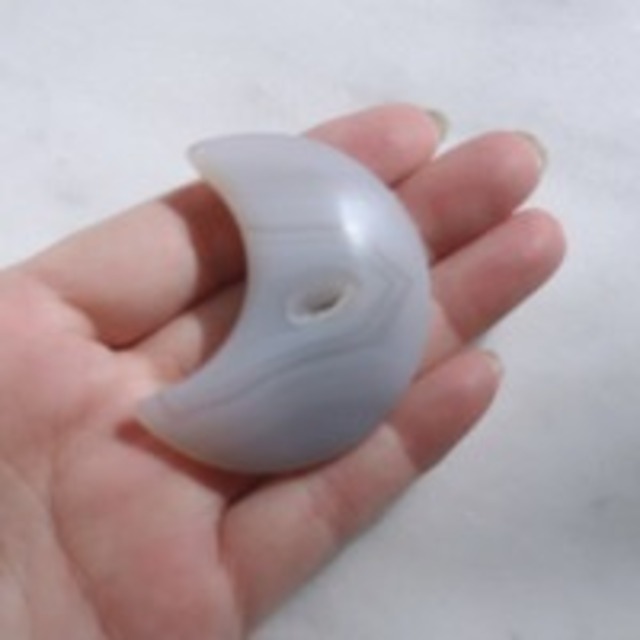 【超美石】ドゥルージーアゲート　お月様　握り石　4315