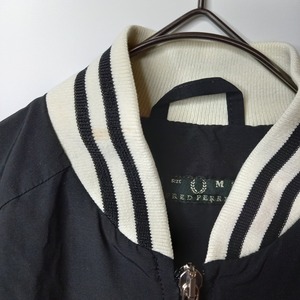 フレッドペリー　ナイロン　フライトジャケット　刺繍ロゴ　イタリア製　ユーロ古着