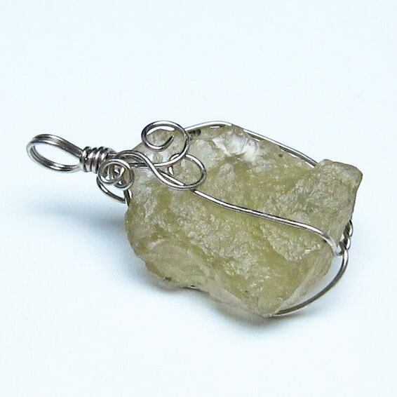 リビアングラス ペンダント 一点物 おまかせ便 112-13863