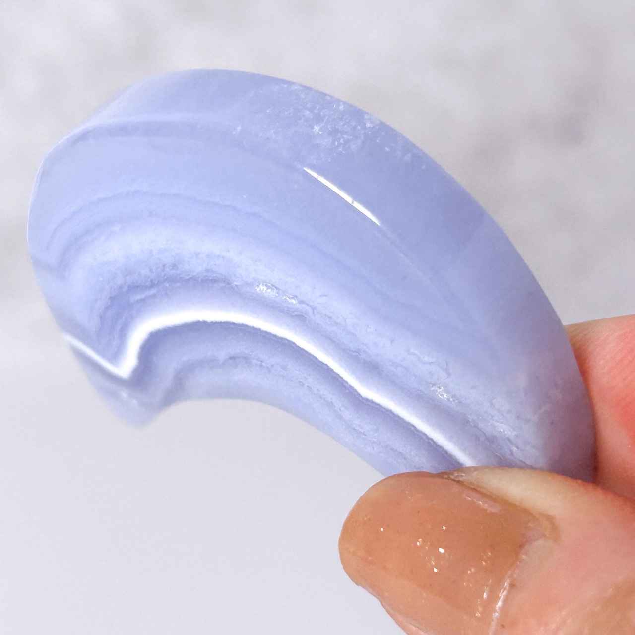 ブルーレースアゲート 月 ✳︎ Blue Lace Agate ✳︎ 天然石