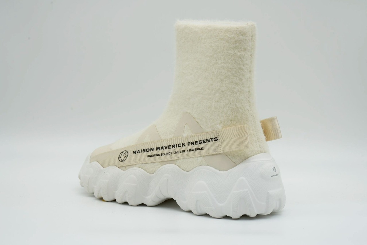 メゾンマヴェリックプレゼンツ Short-Haired High-Top Sneakers