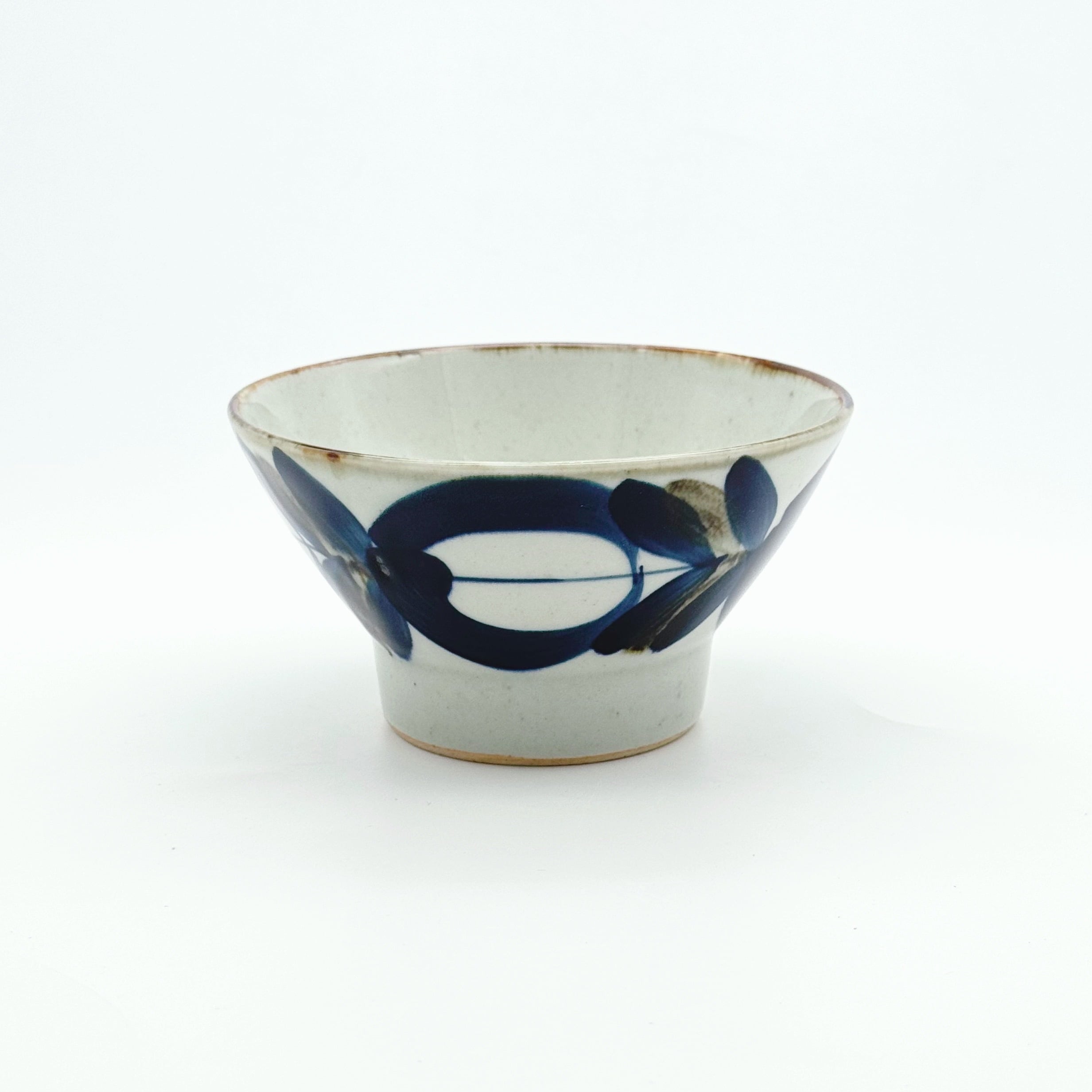 藍 草花紋 ご飯茶碗 (新仕様) | 24to3［西富陶磁器オンラインストア