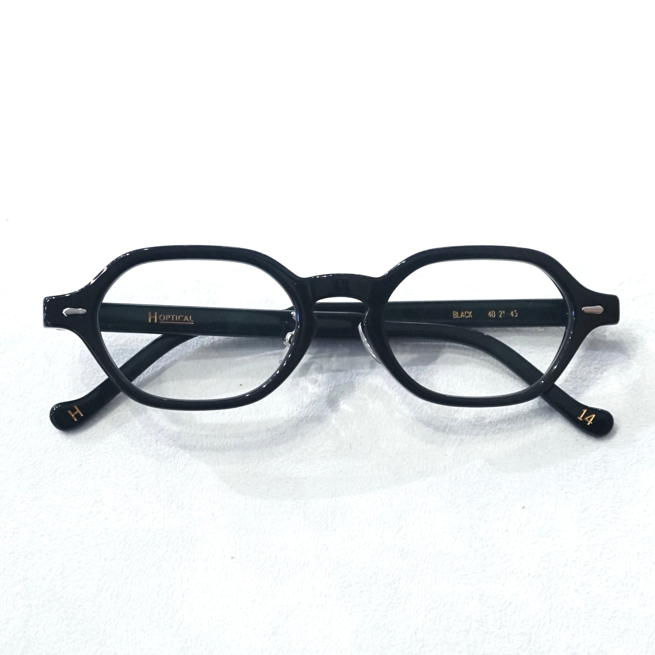 H OPTICAL – emotional – 新潟で雑貨や花瓶、アクセサリーを販売する