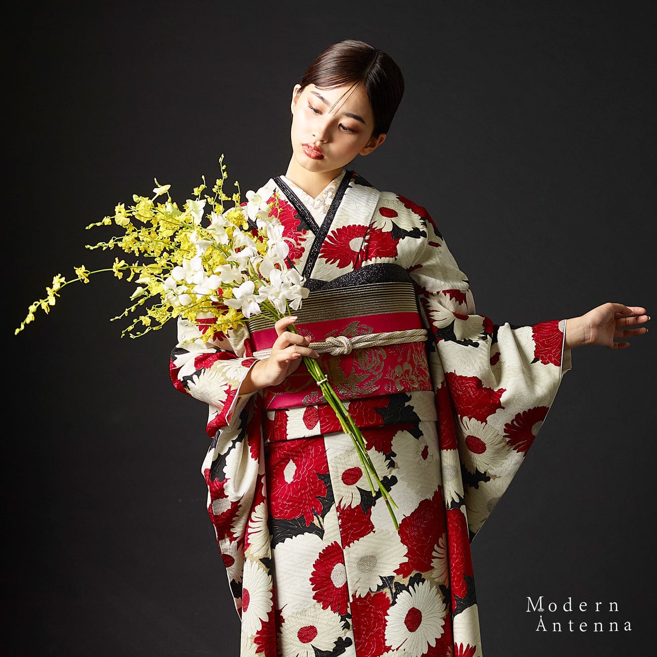 3色》菊づくし【振袖】（受注商品） | 【公式】モダンアンテナ
