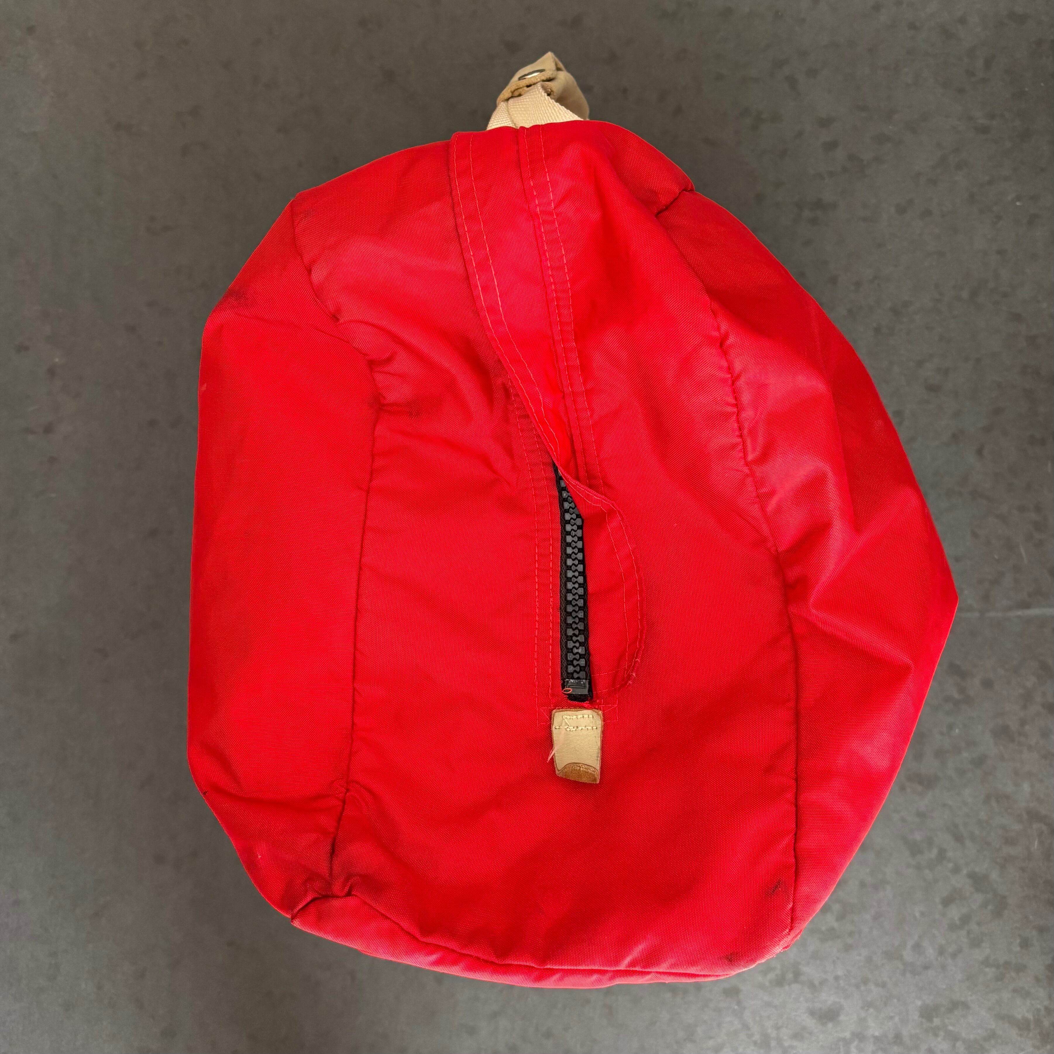 Vintage GERRY ダッフルバッグ Made in USA Vintage GERRY Large Red Duffle bag Made in USA | ACROSS THE RIVER