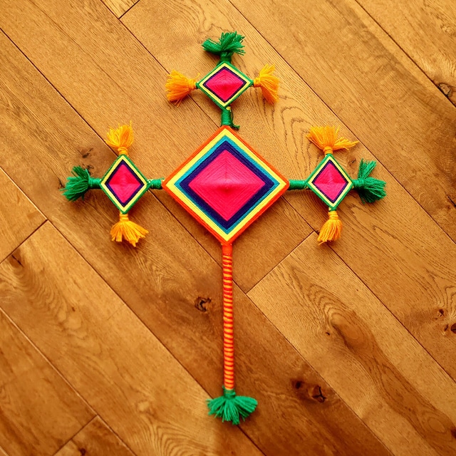 【オホ・デ・ディオス／トラディショナル】　ウイチョル族のお守り／Ojo de Dios／Tsikiri／神の目／Wixárika