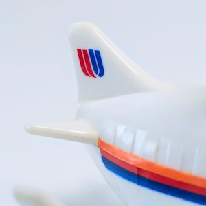 ☆ VINTAGE 1991 ☆ 【 McDonald's ( マクドナルド ) 】 1991年マクドナルドミールトイ 『 Friendly Skies Meal / フレンドリー・スカイズ・ミール 』 ユナイテッド航空限定 ハッピーミール 〚アメリカン雑貨 アメトイ〛